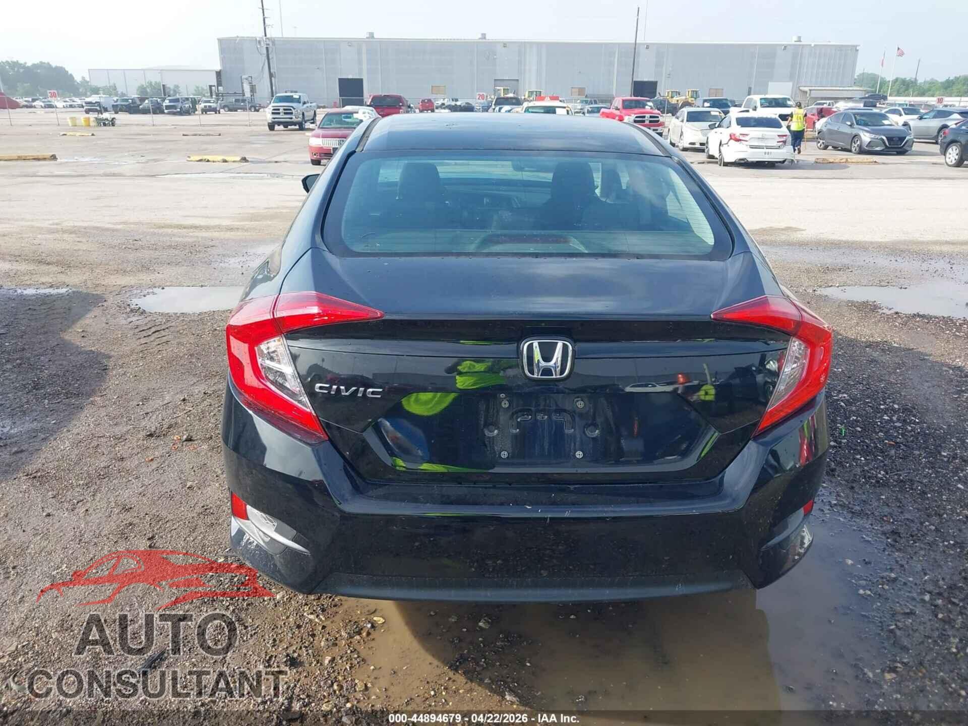 HONDA CIVIC 2017 - 2HGFC2F57HH524366
