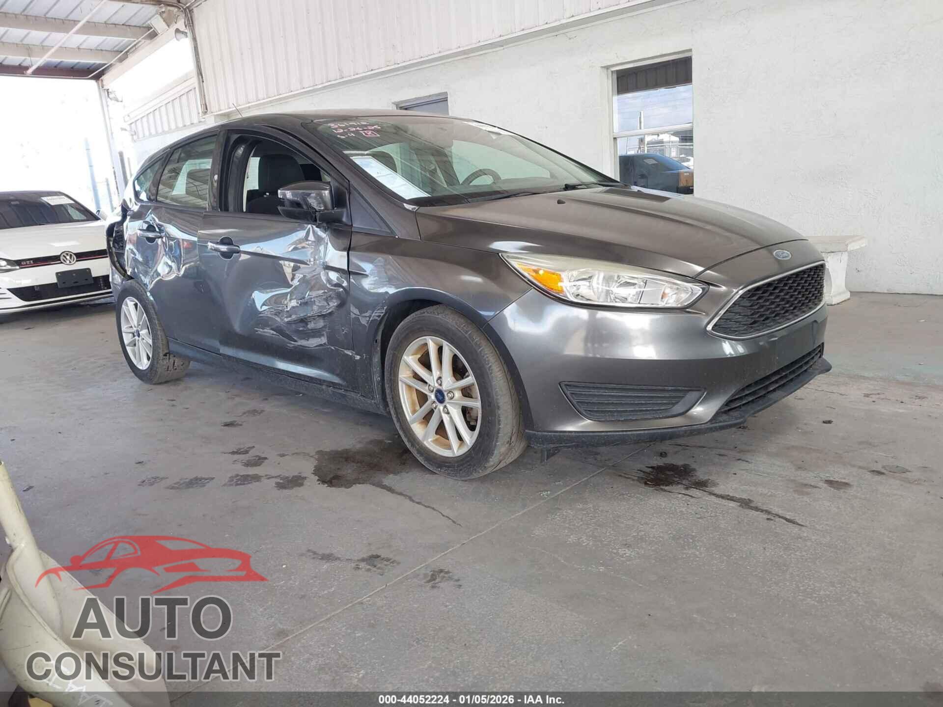 FORD FOCUS 2017 - 1FADP3K20HL337796