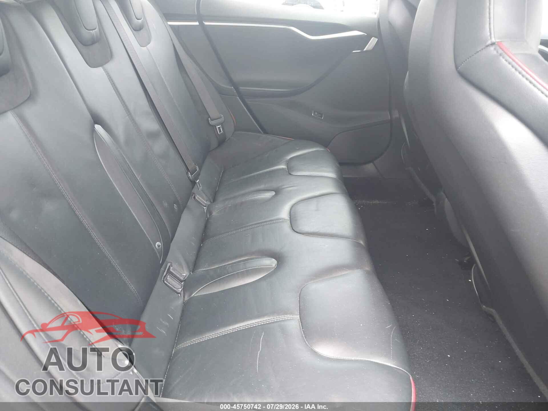TESLA MODEL S 2013 - 5YJSA1CP2DFP16412