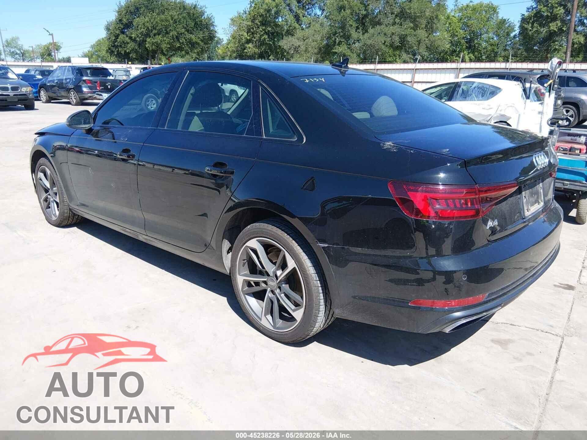 AUDI A4 2019 - WAUGMAF48KN017134