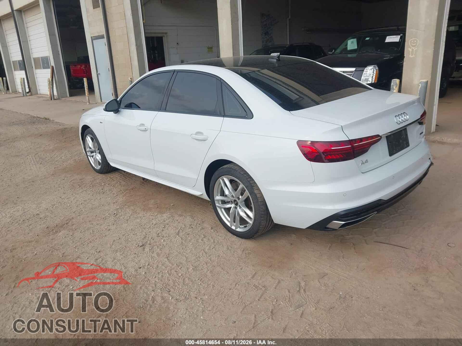 AUDI A4 2021 - WAUDAAF46MA056469