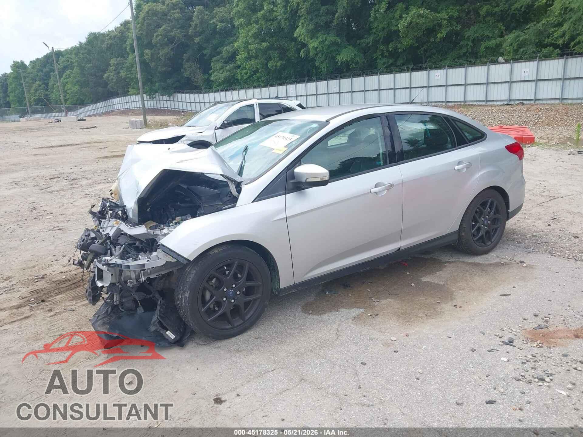 FORD FOCUS 2016 - 1FADP3F2XGL345980