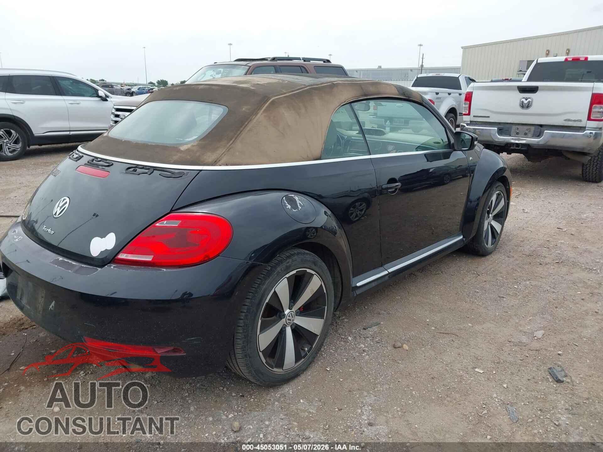 VOLKSWAGEN BEETLE 2014 - 3VW7S7AT4EM821663