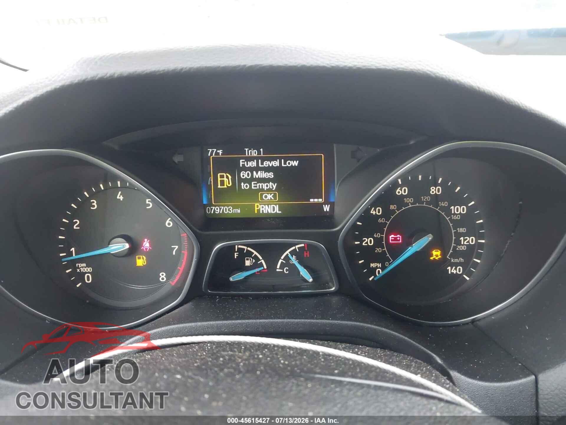 FORD FOCUS 2018 - 1FADP3F25JL328821
