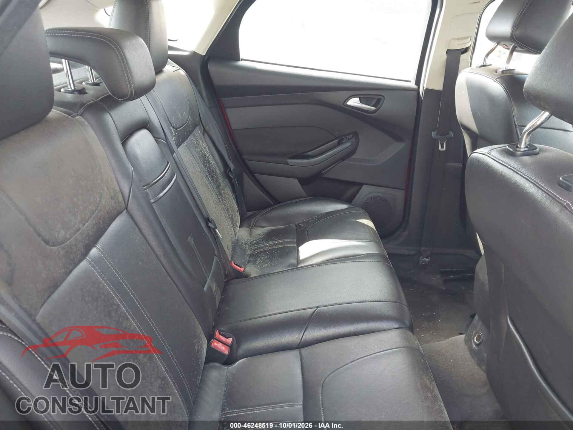 FORD FOCUS 2012 - 1FAHP3M24CL109016