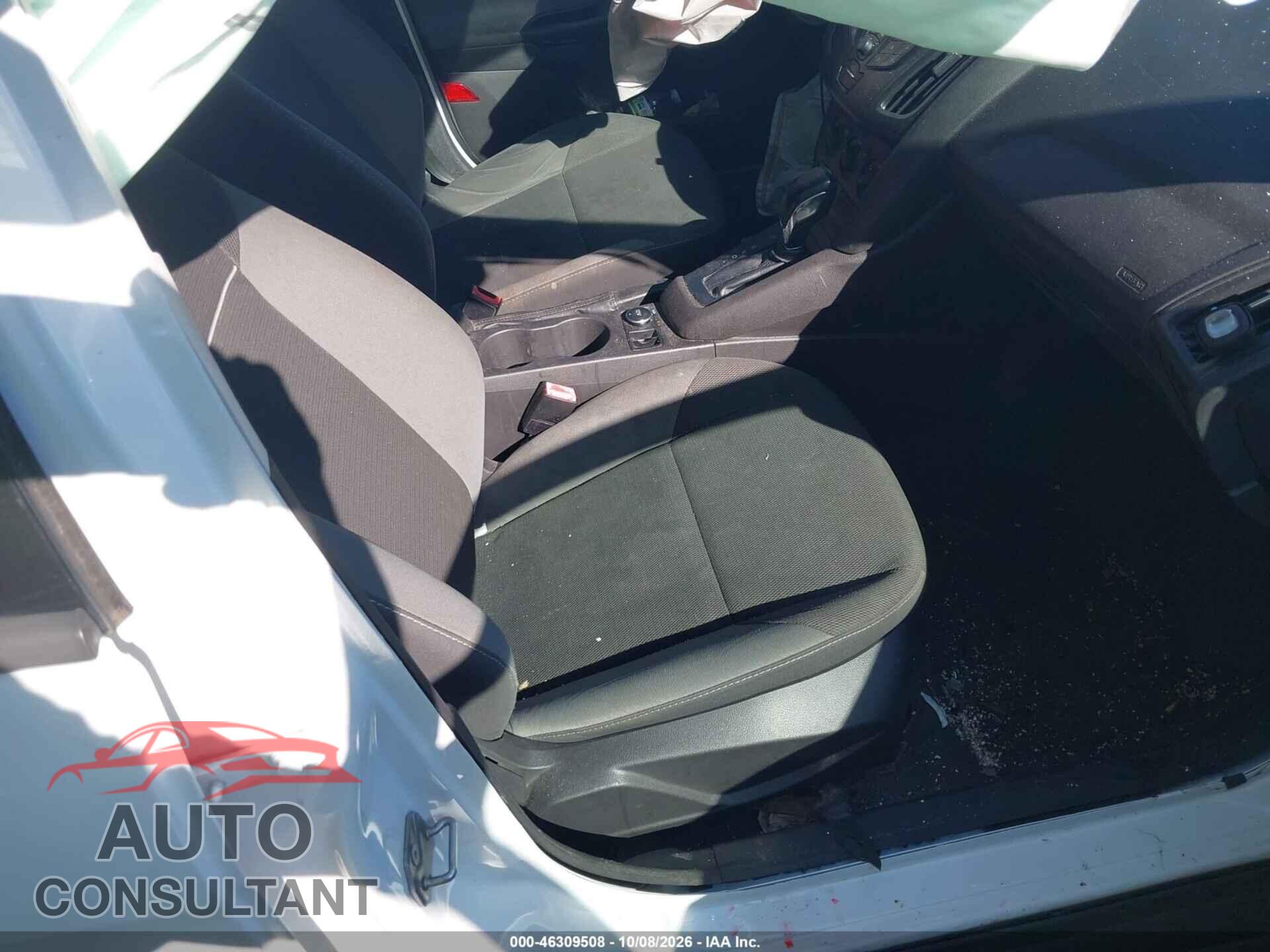 FORD FOCUS 2013 - 1FADP3E2XDL177268