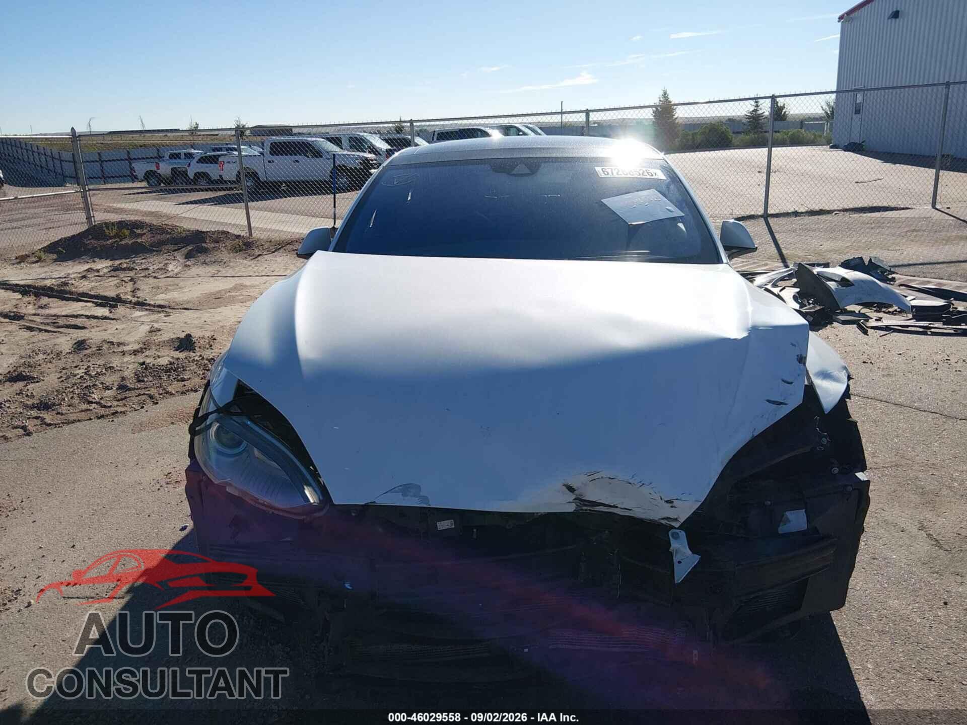 TESLA MODEL S 2015 - 5YJSA1E48FF117259