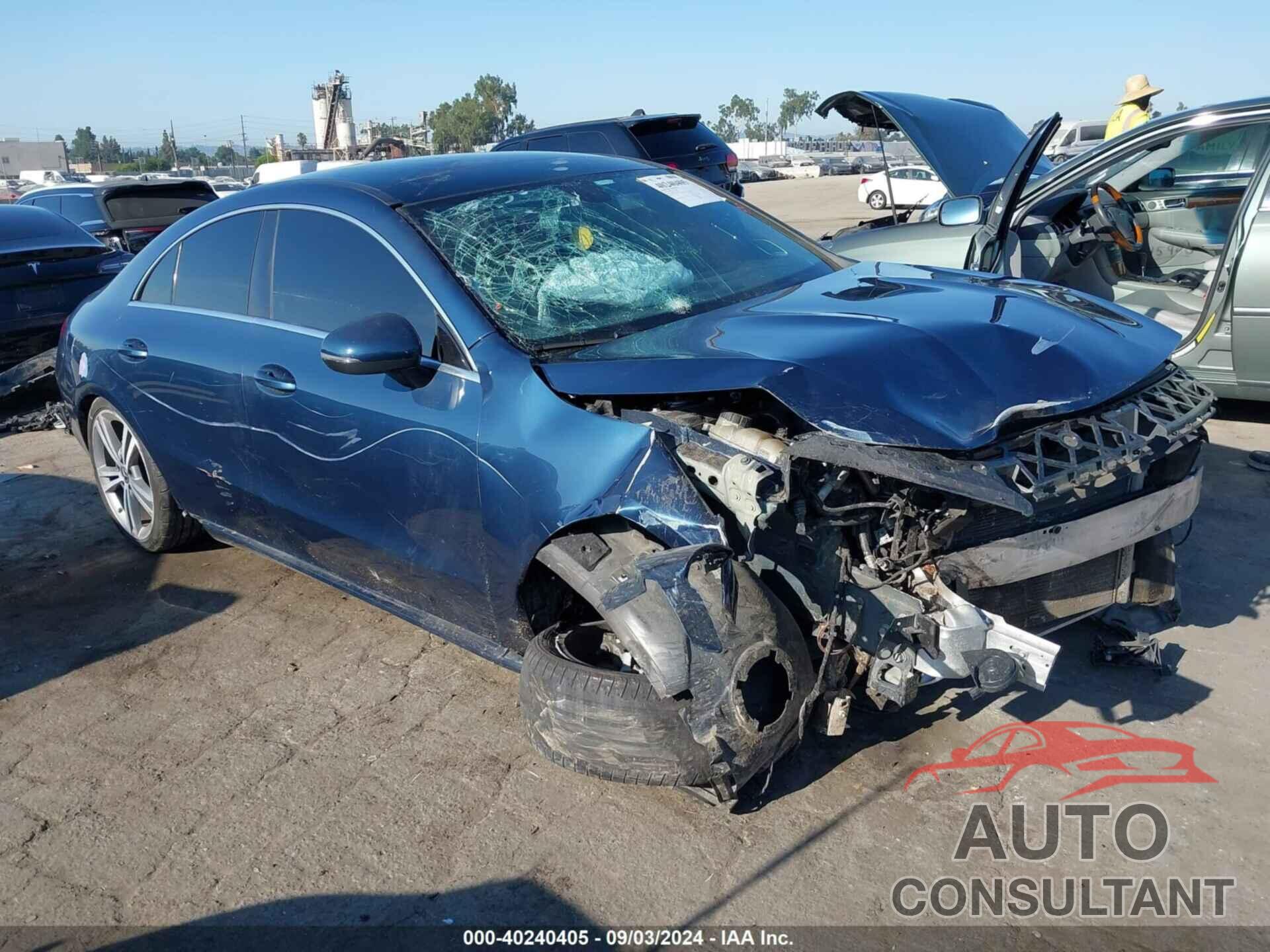 MERCEDES-BENZ CLA 250 2020 - WDD5J4GB3LN070882
