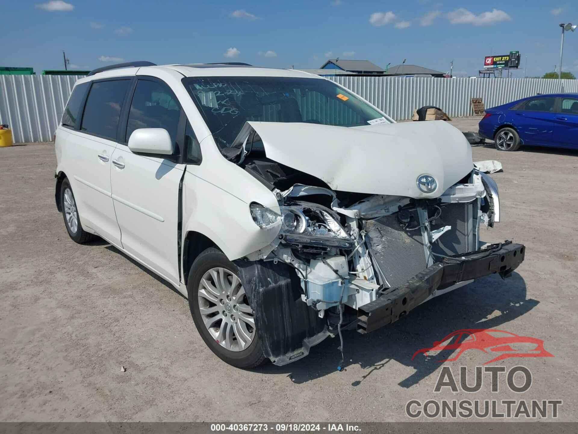 TOYOTA SIENNA 2017 - 5TDYZ3DCXHS883726