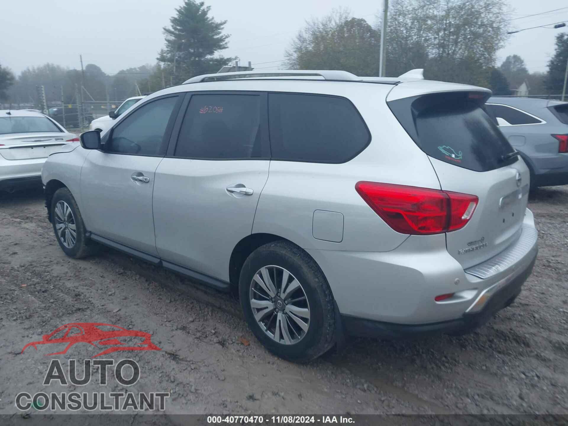 NISSAN PATHFINDER 2019 - 5N1DR2MN5KC650741