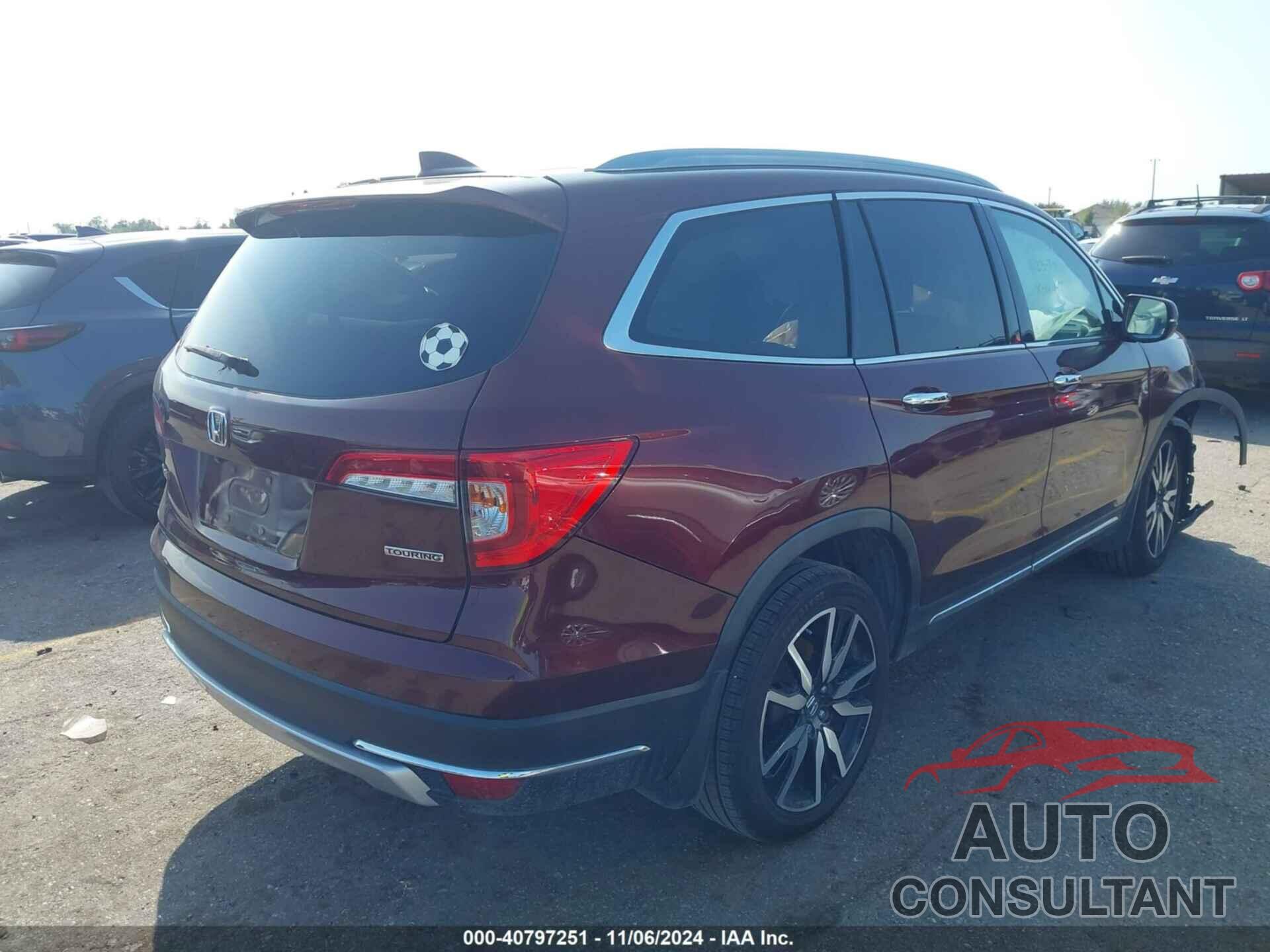 HONDA PILOT 2019 - 5FNYF5H62KB009696