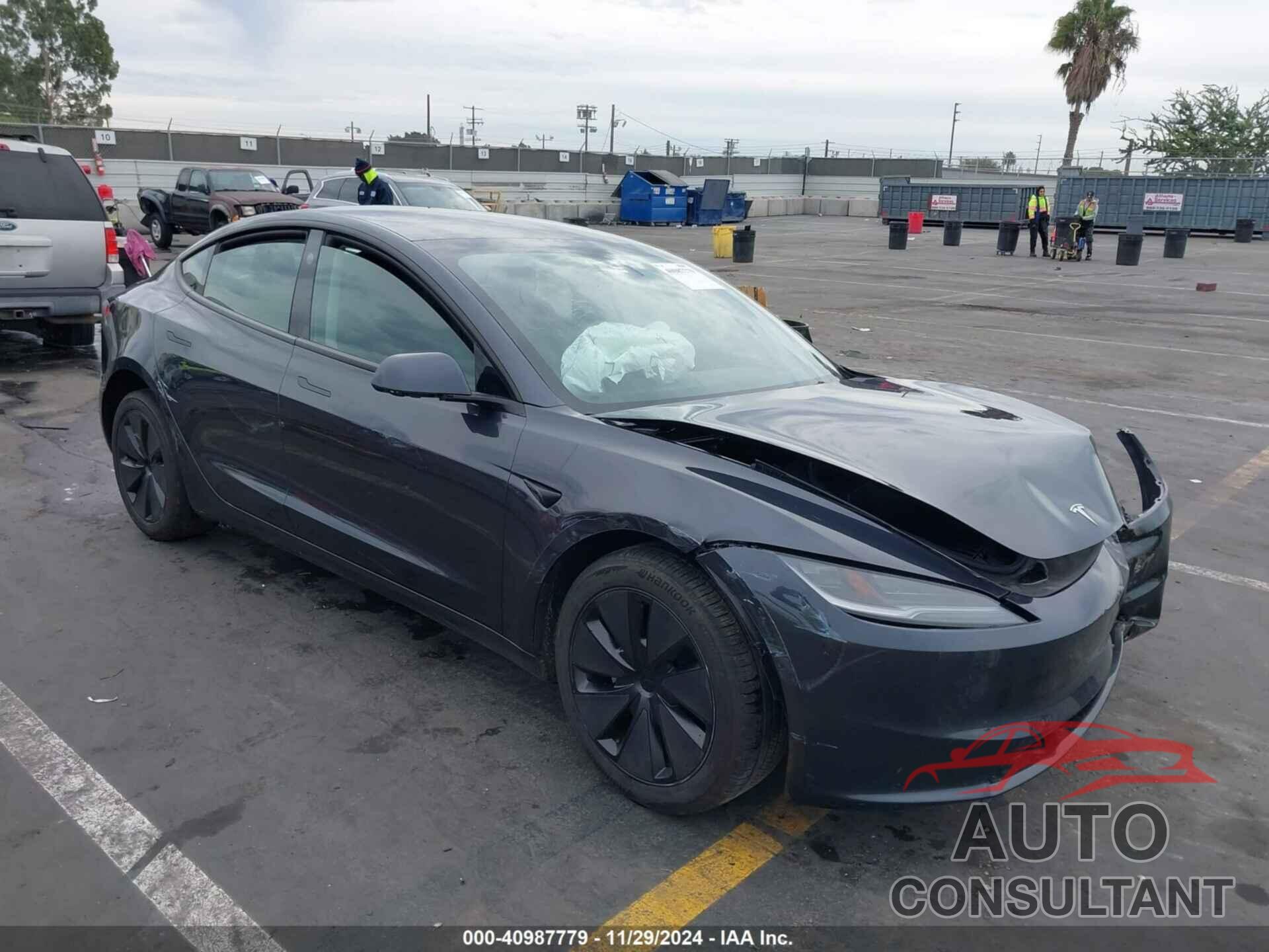 TESLA MODEL 3 2024 - 5YJ3E1EA9RF747679