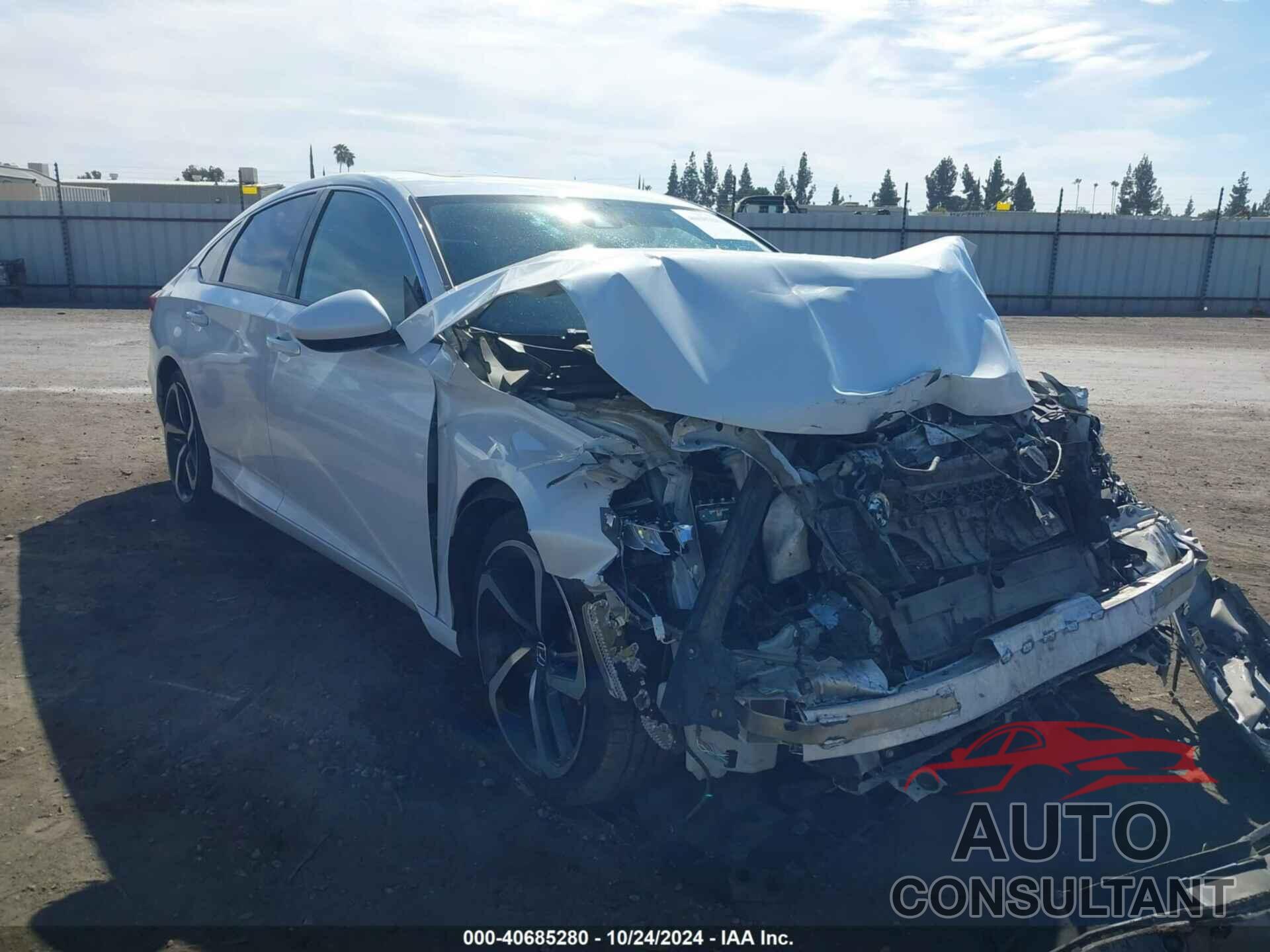 HONDA ACCORD 2018 - 1HGCV2F30JA050857