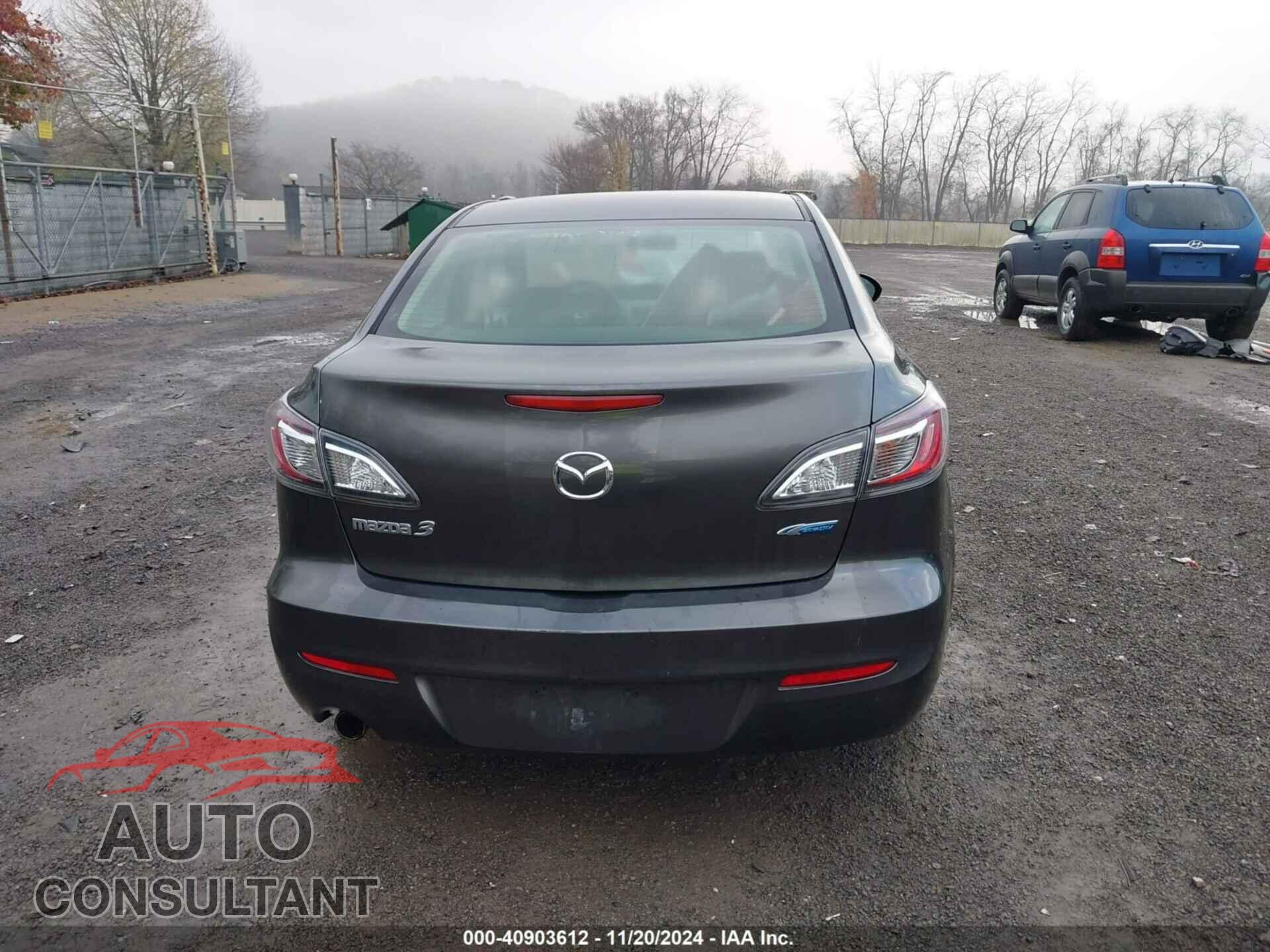 MAZDA MAZDA3 2012 - JM1BL1V76C1620460