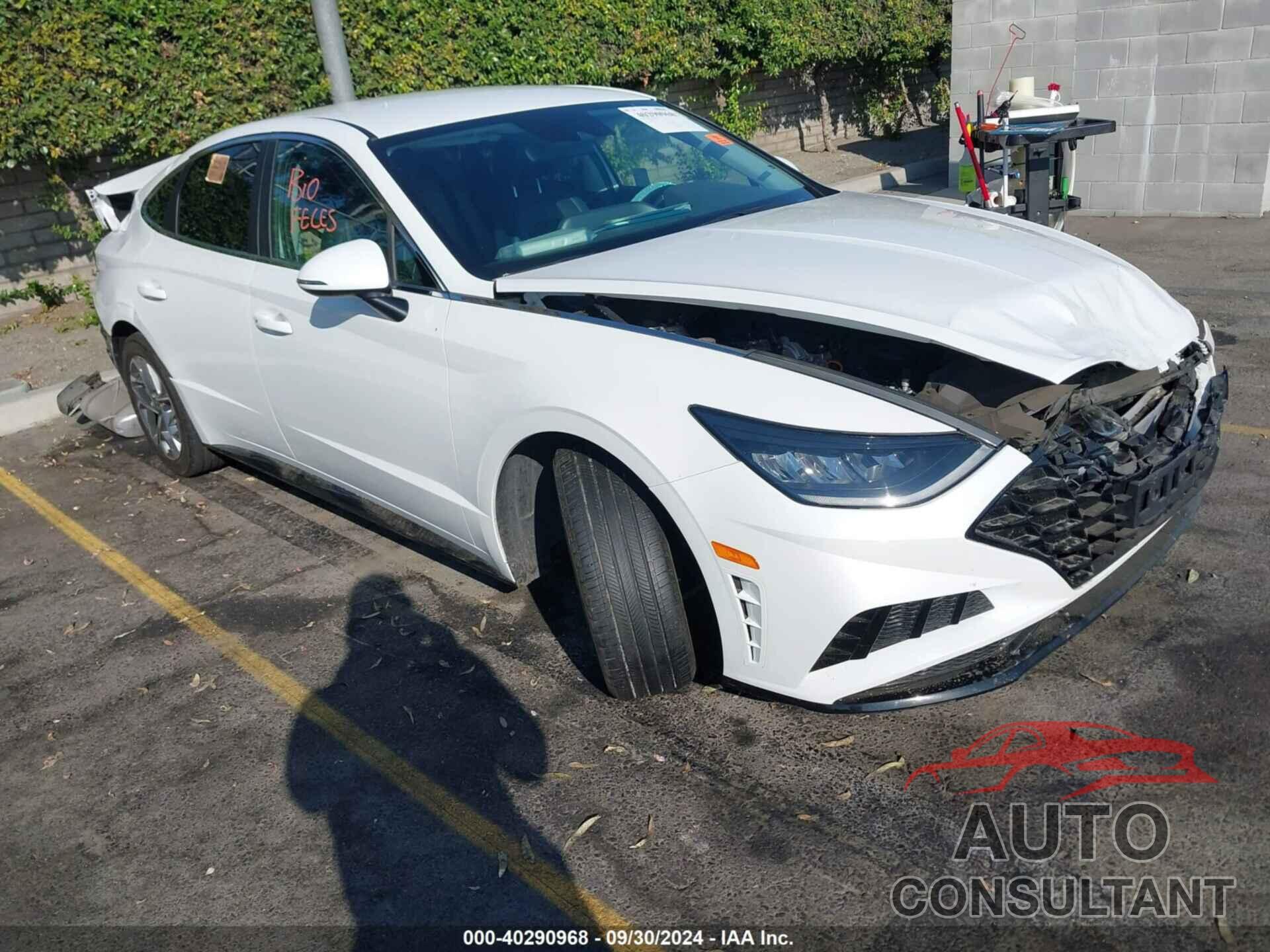 HYUNDAI SONATA 2022 - KMHL64JA7NA215155