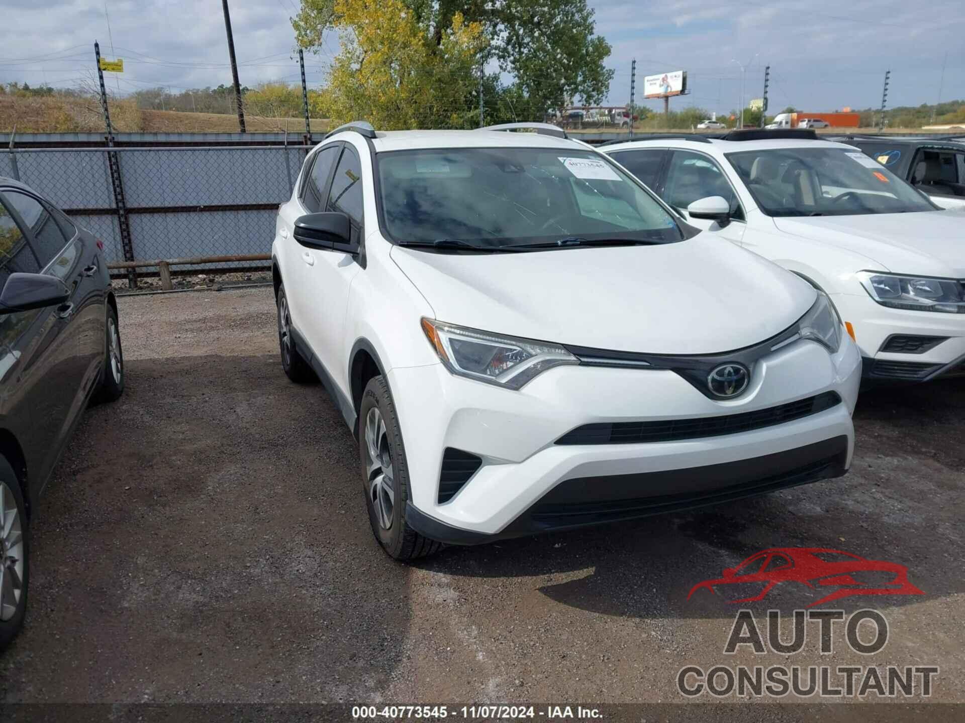 TOYOTA RAV4 2017 - JTMZFREV4HJ710748