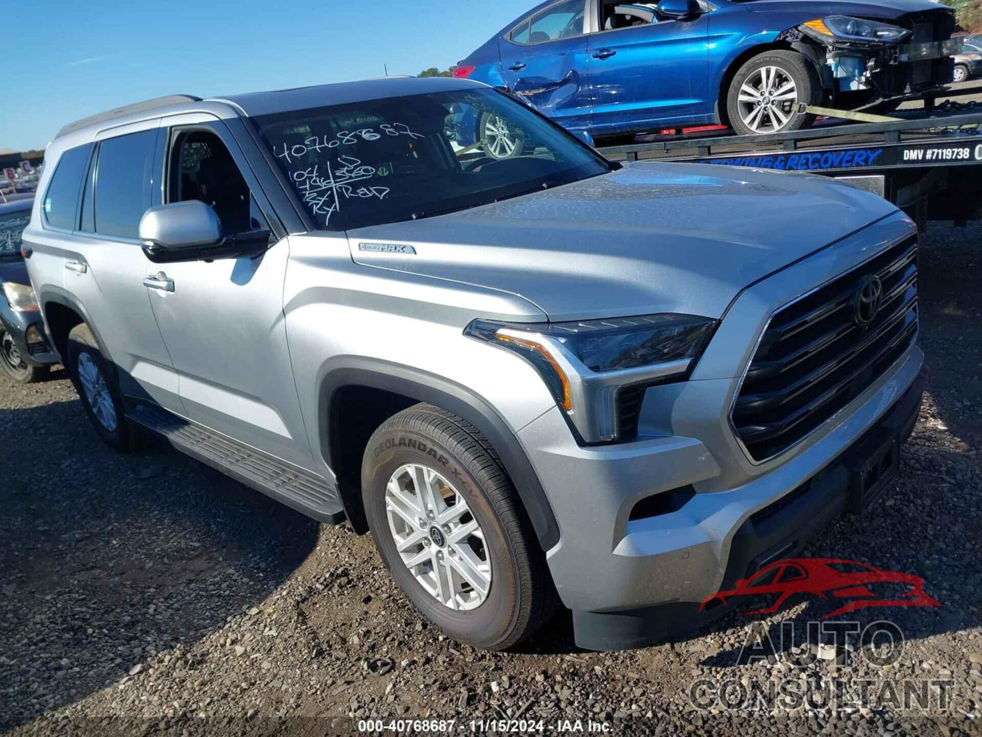 TOYOTA SEQUOIA 2023 - 7SVAAABA2PX001655