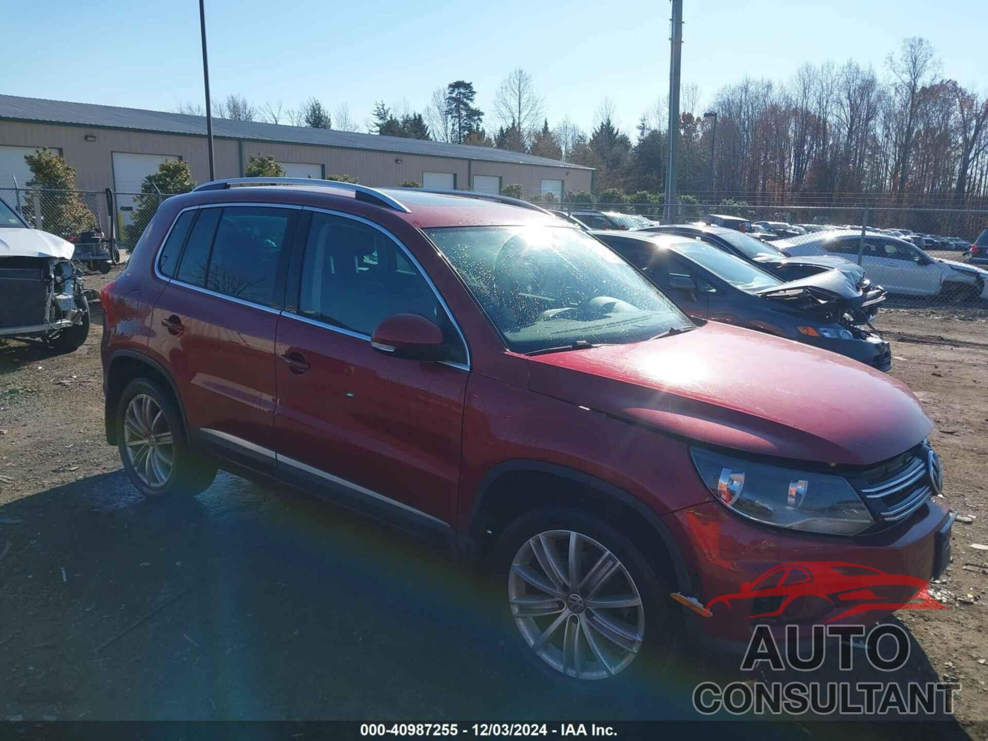 VOLKSWAGEN TIGUAN 2014 - WVGBV3AX3EW092860