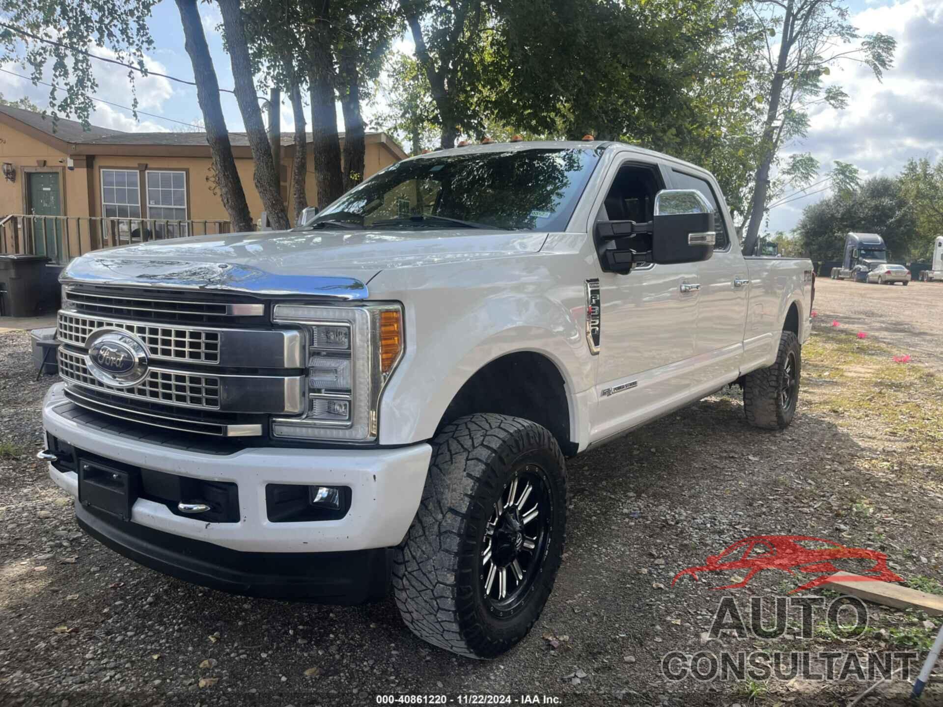 FORD F-350 2017 - 1FT8W3BT9HEE70388