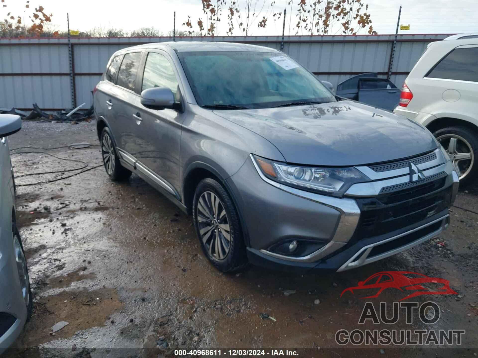 MITSUBISHI OUTLANDER 2019 - JA4AD3A38KZ042797