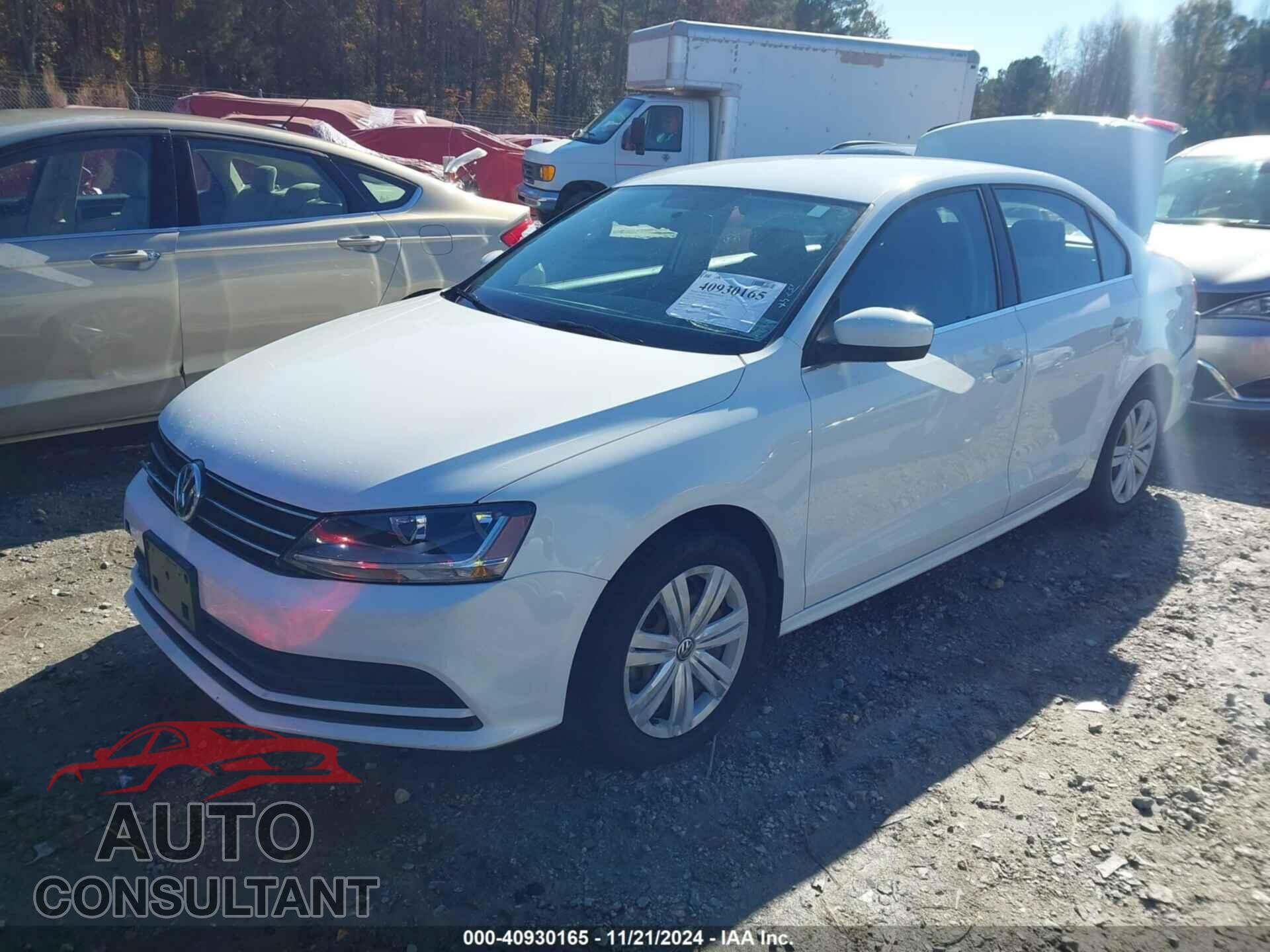 VOLKSWAGEN JETTA 2017 - 3VW2B7AJ7HM281903