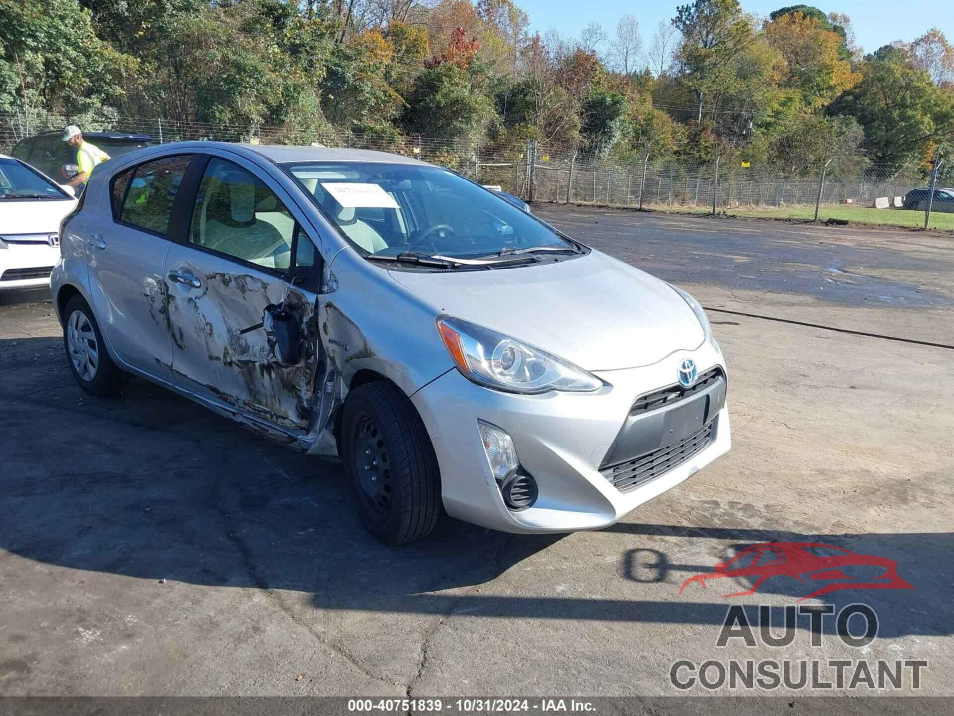 TOYOTA PRIUS C 2015 - JTDKDTB38F1585144