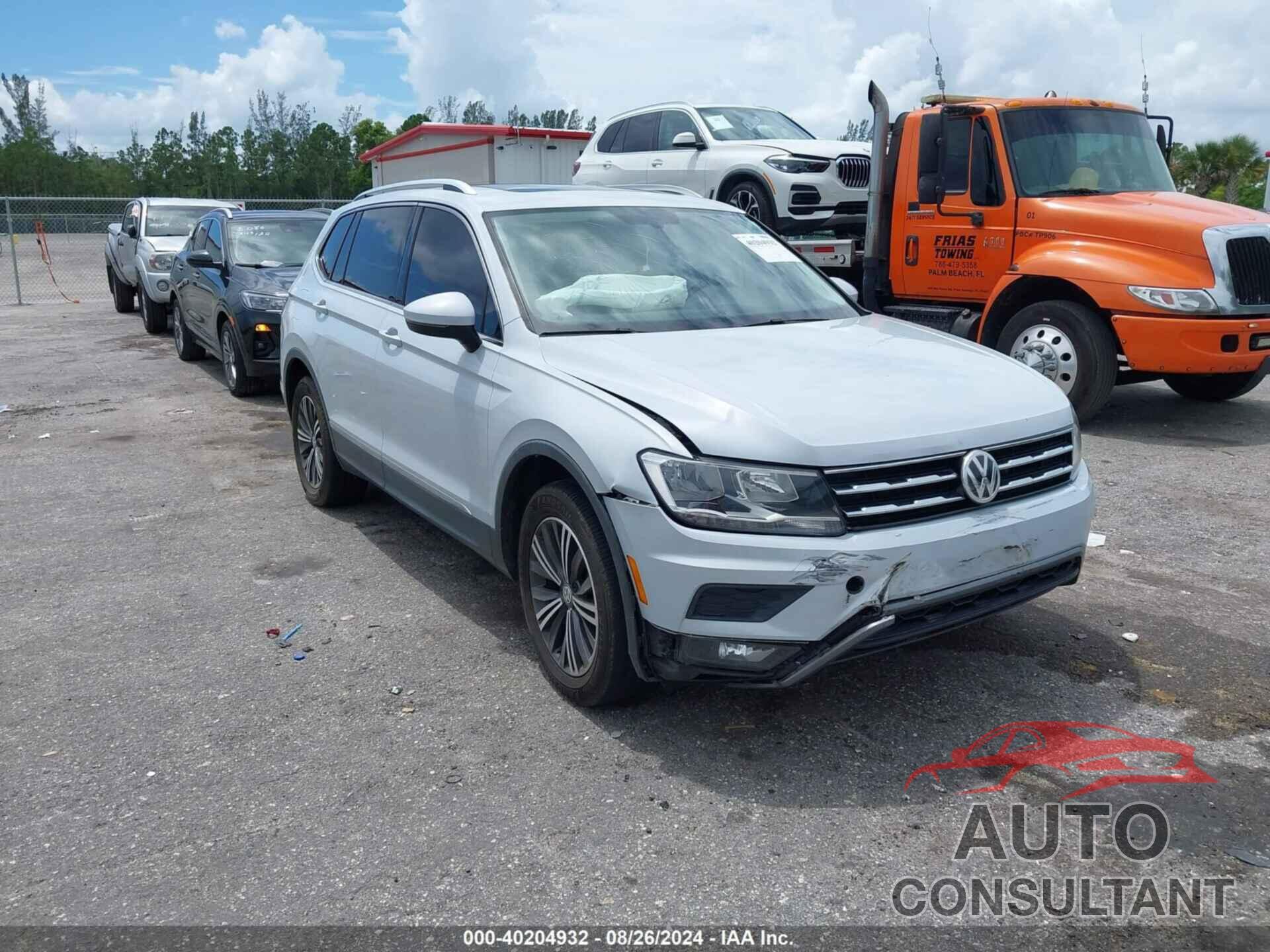 VOLKSWAGEN TIGUAN 2018 - 3VV3B7AX8JM047496