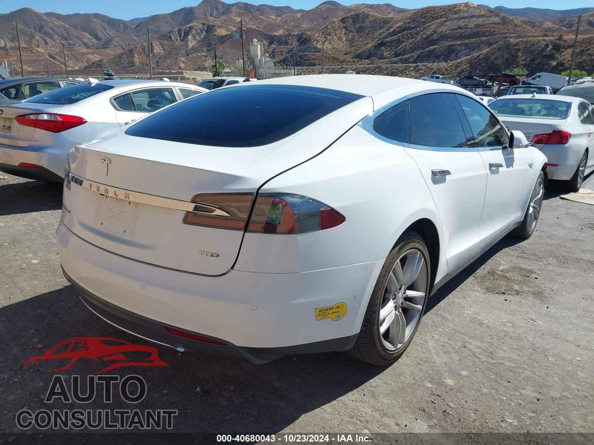 TESLA MODEL S 2015 - 5YJSA1E2XFF107833