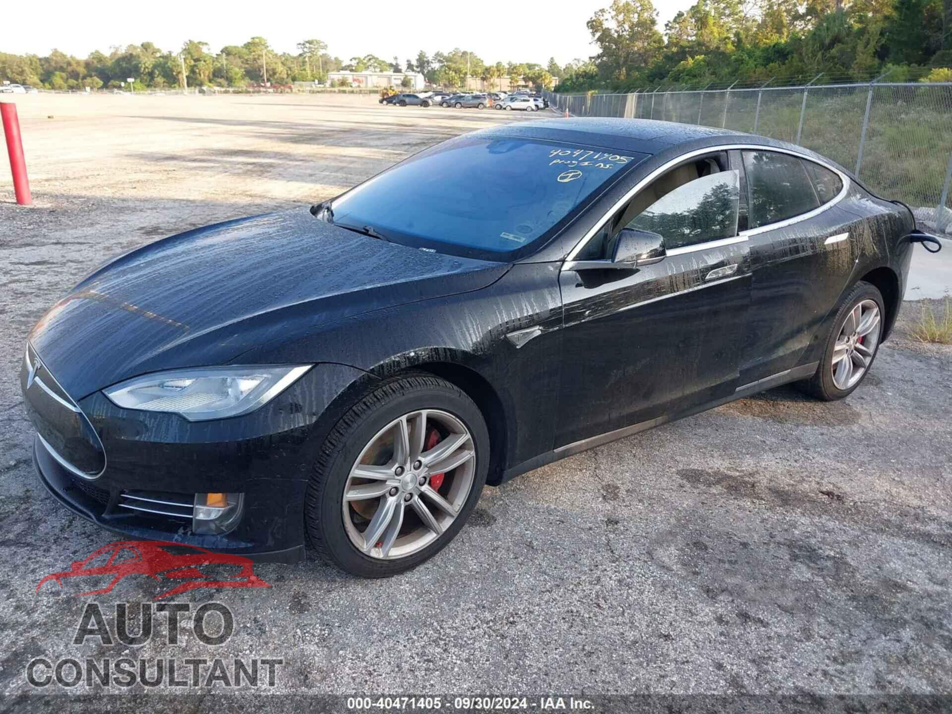 TESLA MODEL S 2015 - 5YJSA1E43FF112342