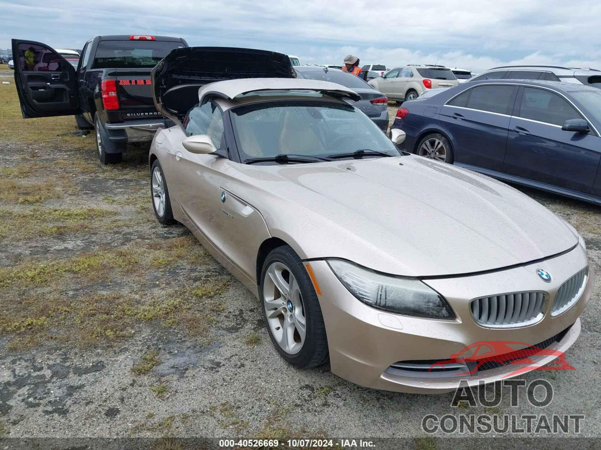 BMW Z4 2012 - WBALM7C57CE384820