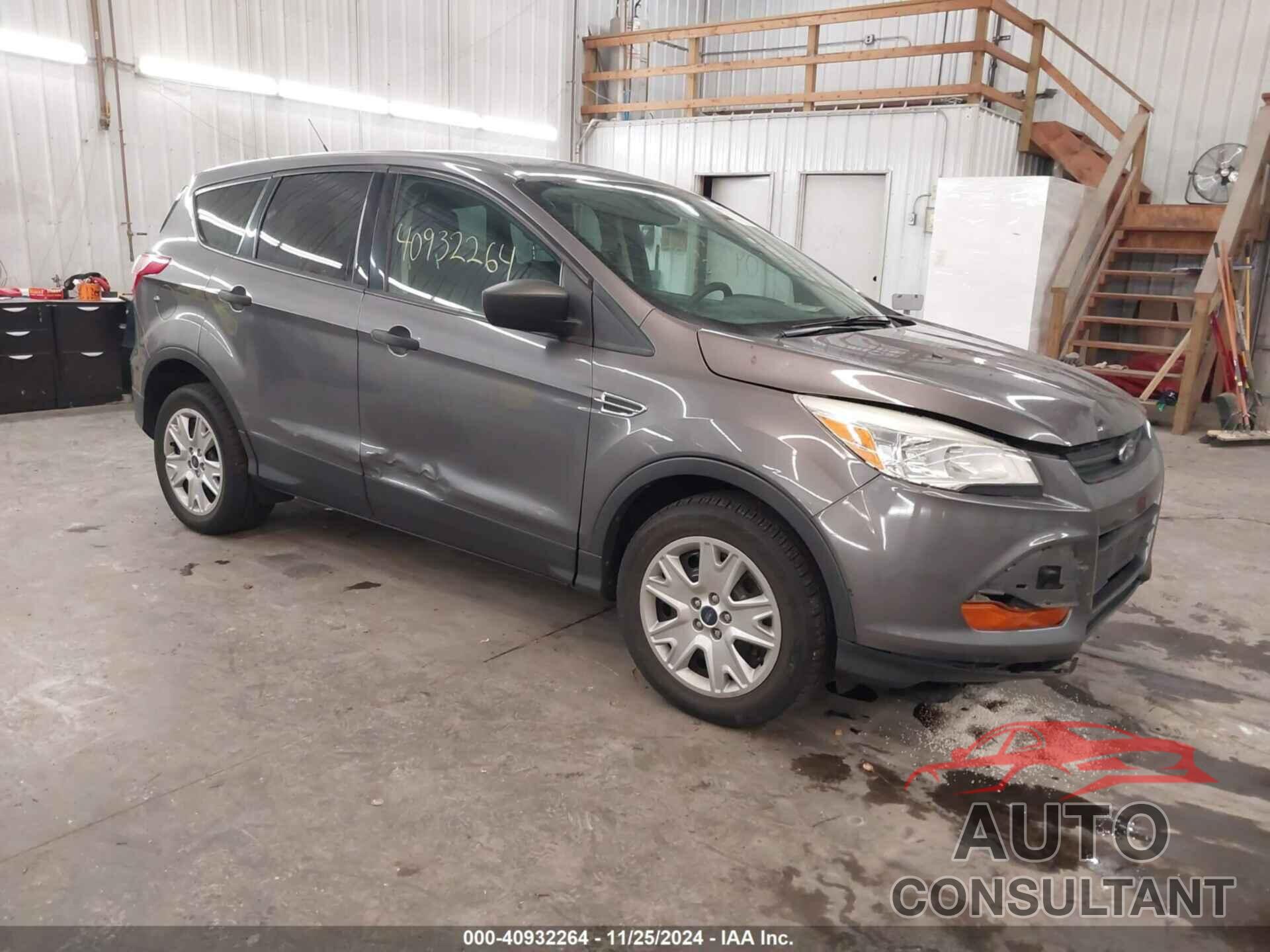 FORD ESCAPE 2013 - 1FMCU0F79DUB41004