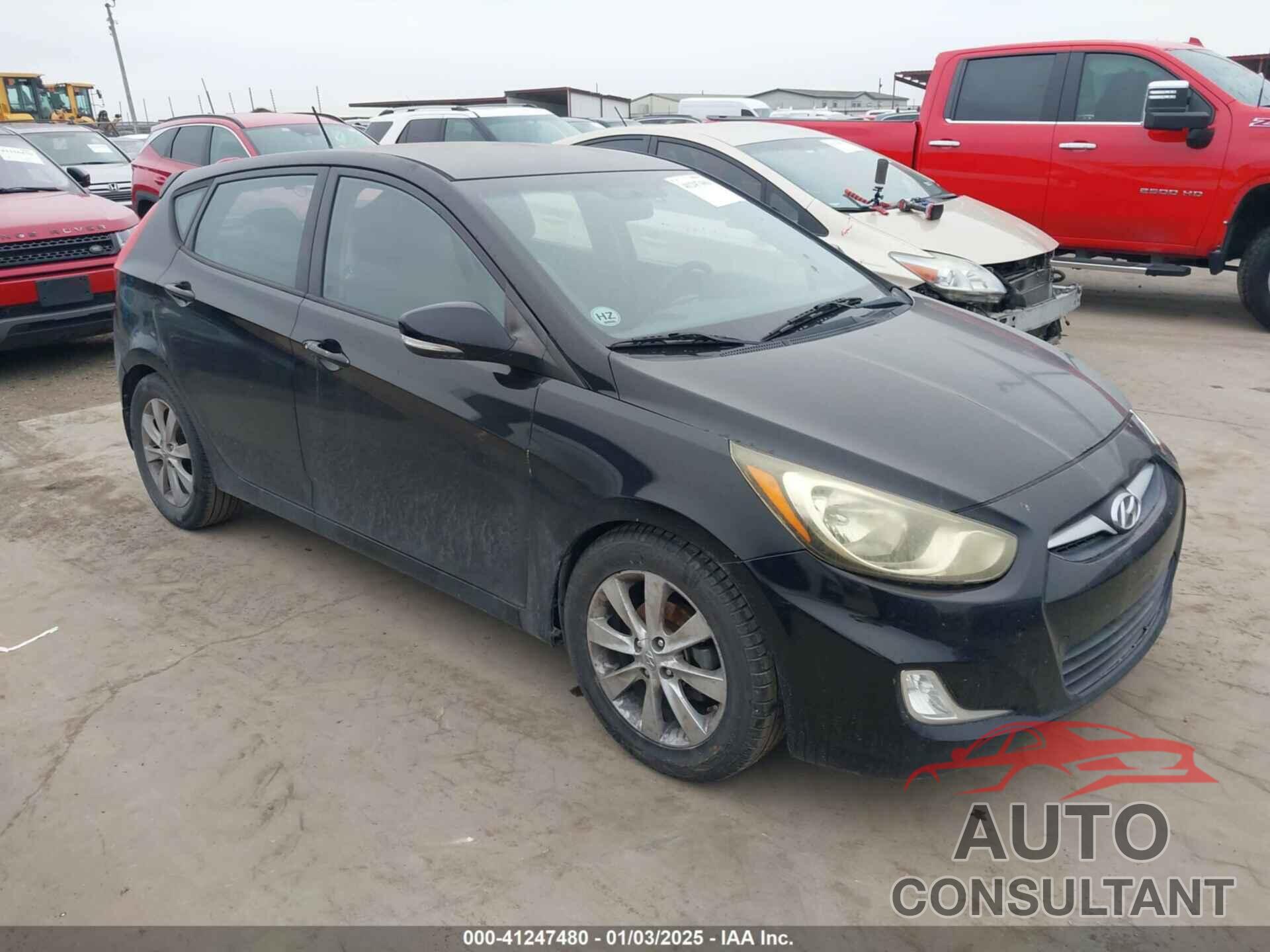 HYUNDAI ACCENT 2013 - KMHCU5AE3DU078033