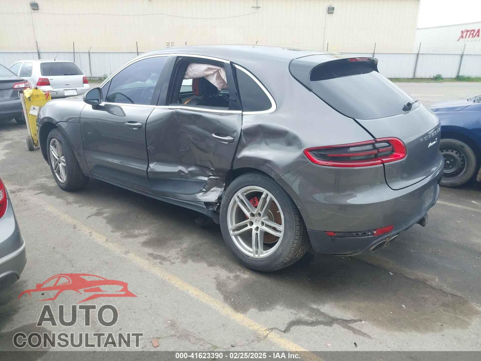 PORSCHE MACAN 2015 - WP1AB2A52FLB68751