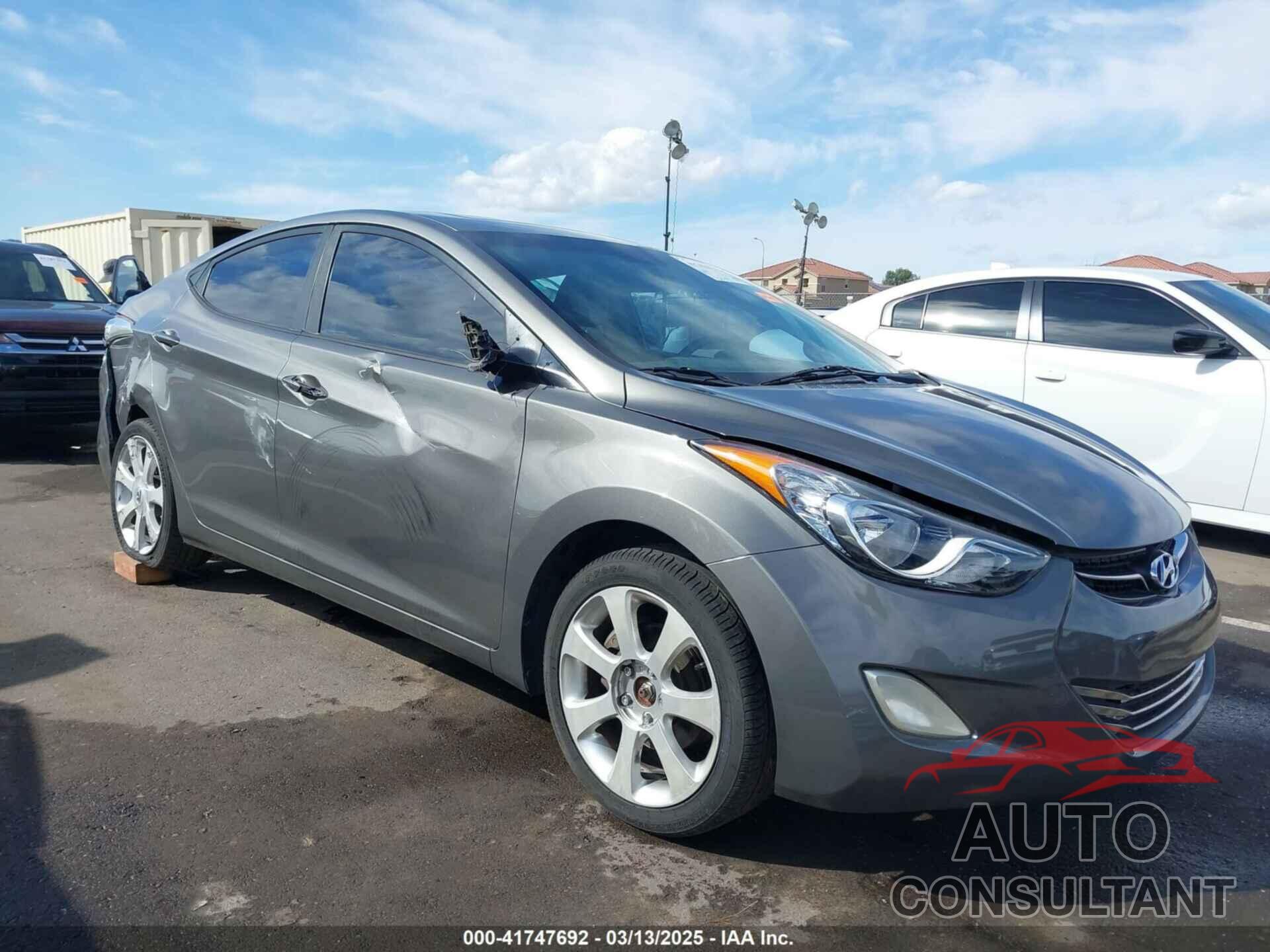 HYUNDAI ELANTRA 2012 - 5NPDH4AE5CH122064