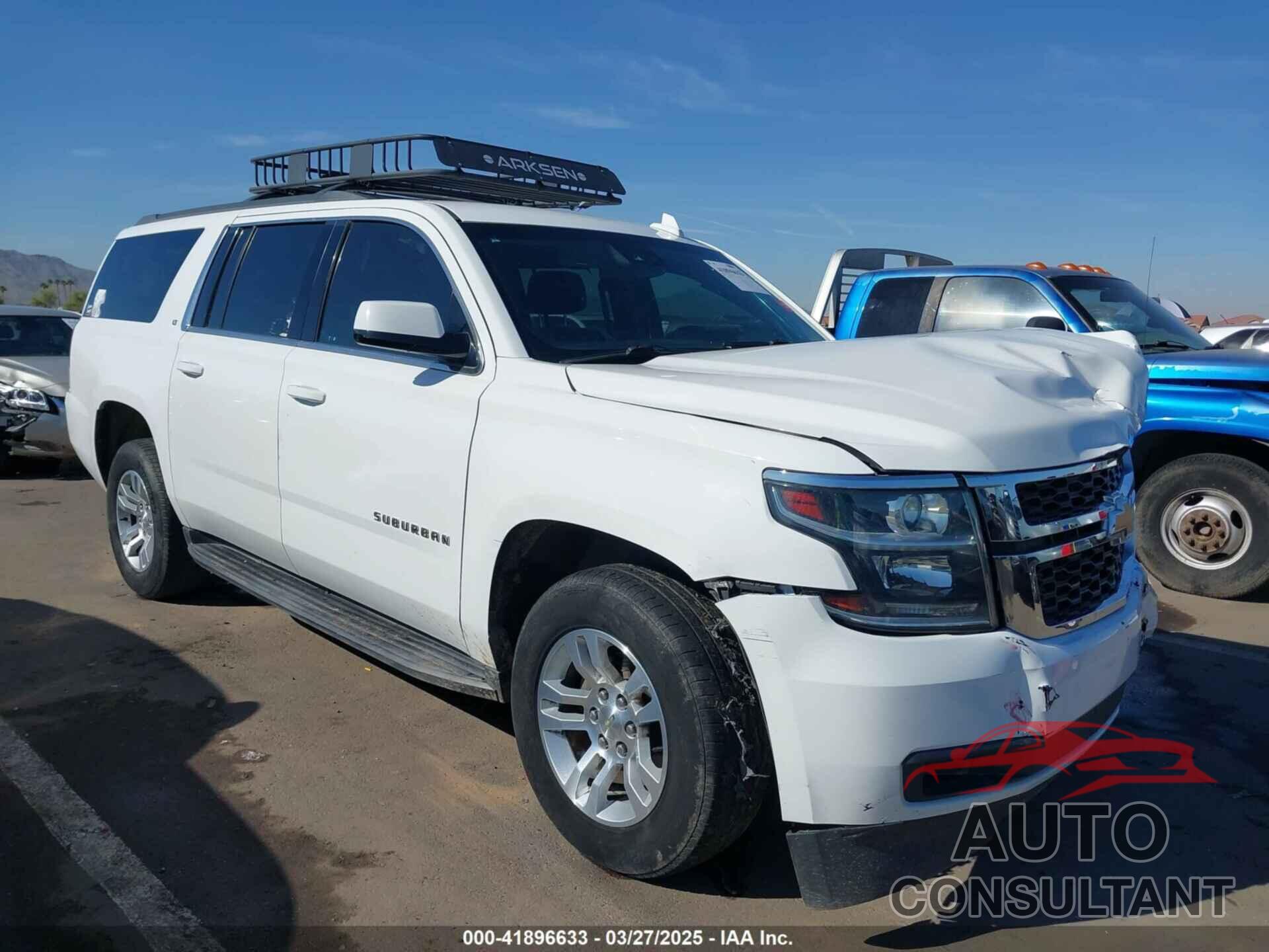 CHEVROLET SUBURBAN 2019 - 1GNSCHKC3KR143942