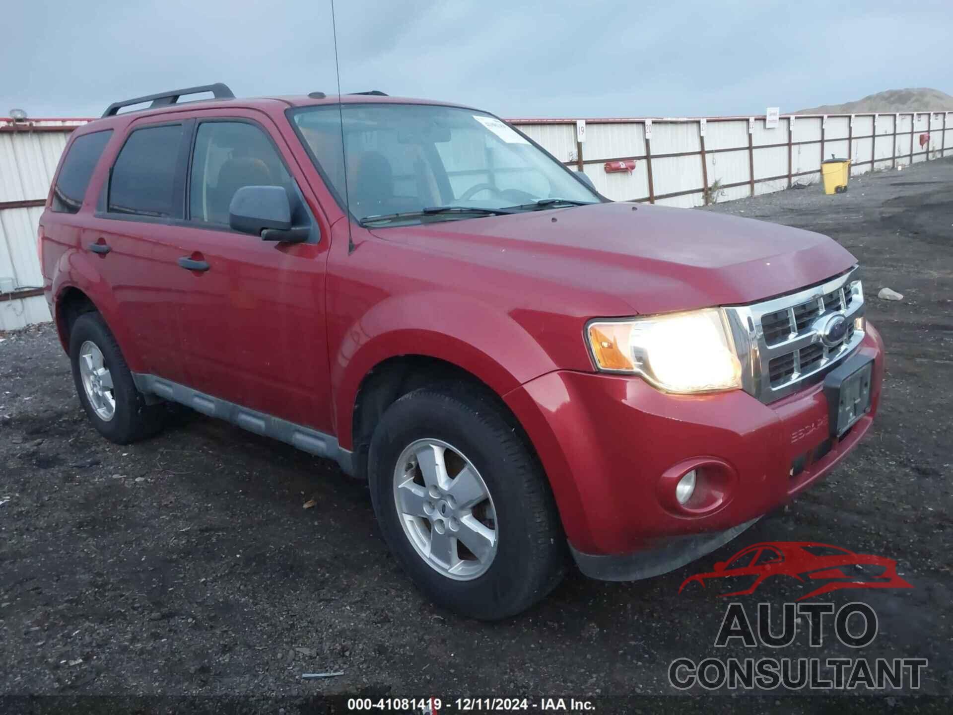 FORD ESCAPE 2009 - 1FMCU93GX9KB95696