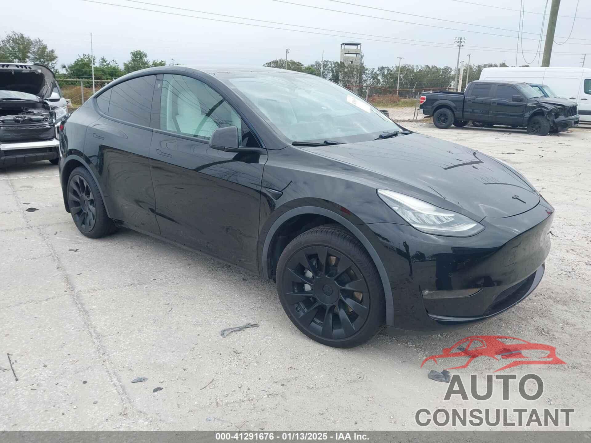 TESLA MODEL Y 2021 - 5YJYGDED8MF123246