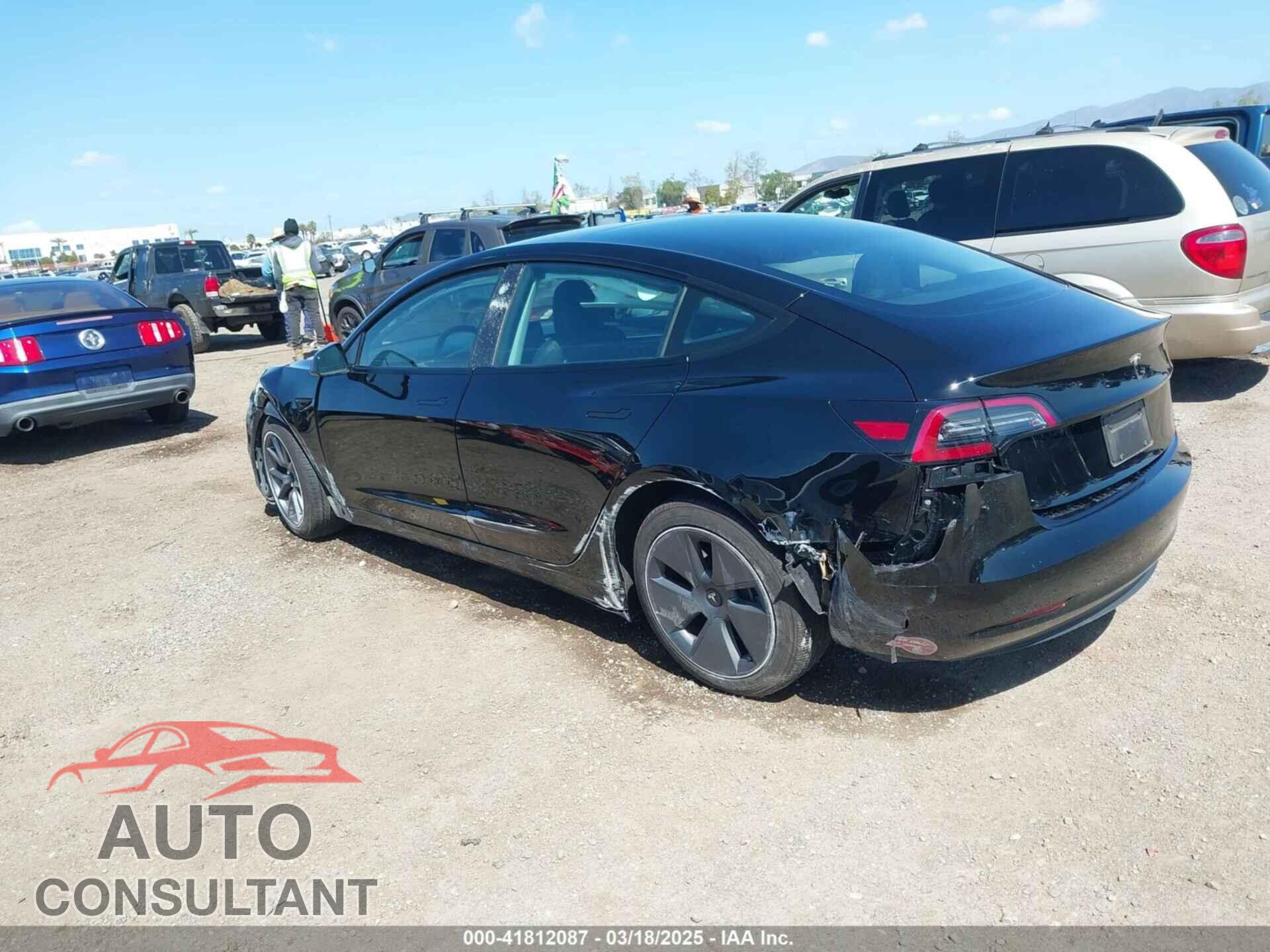 TESLA MODEL 3 2023 - 5YJ3E1EA9PF706837