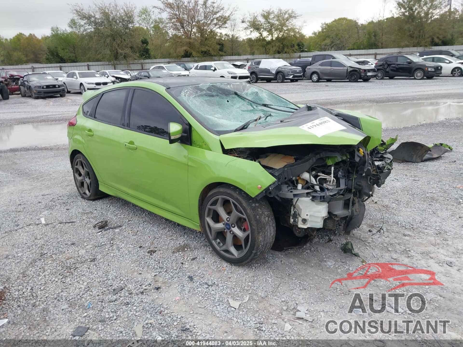 FORD FOCUS ST 2018 - 1FADP3L99JL265305