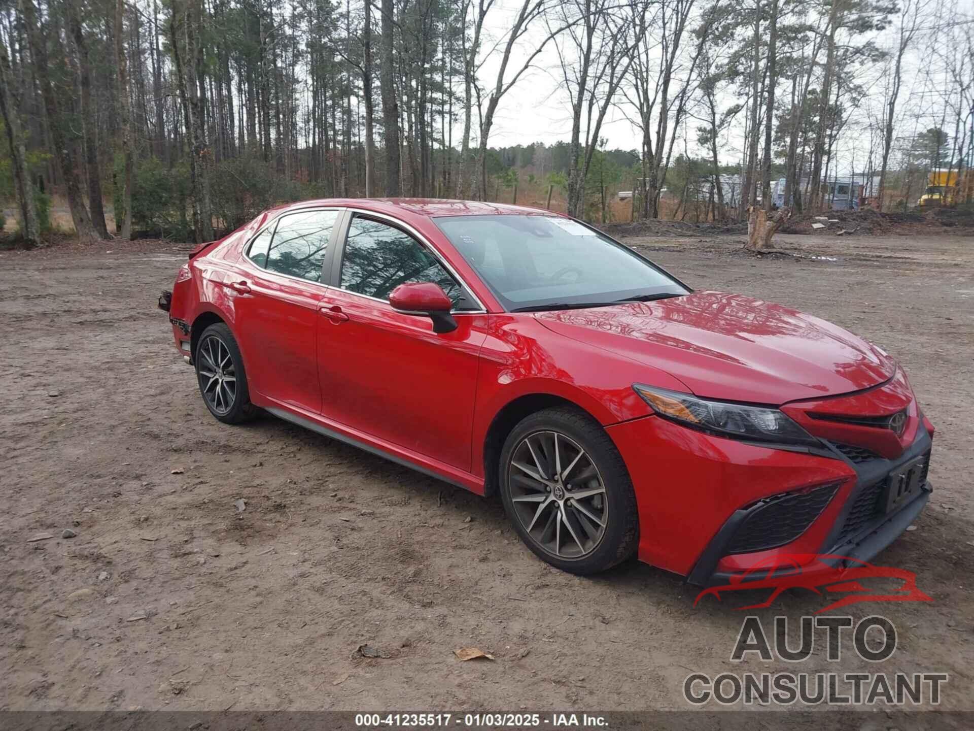 TOYOTA CAMRY 2022 - 4T1G11AK3NU019896