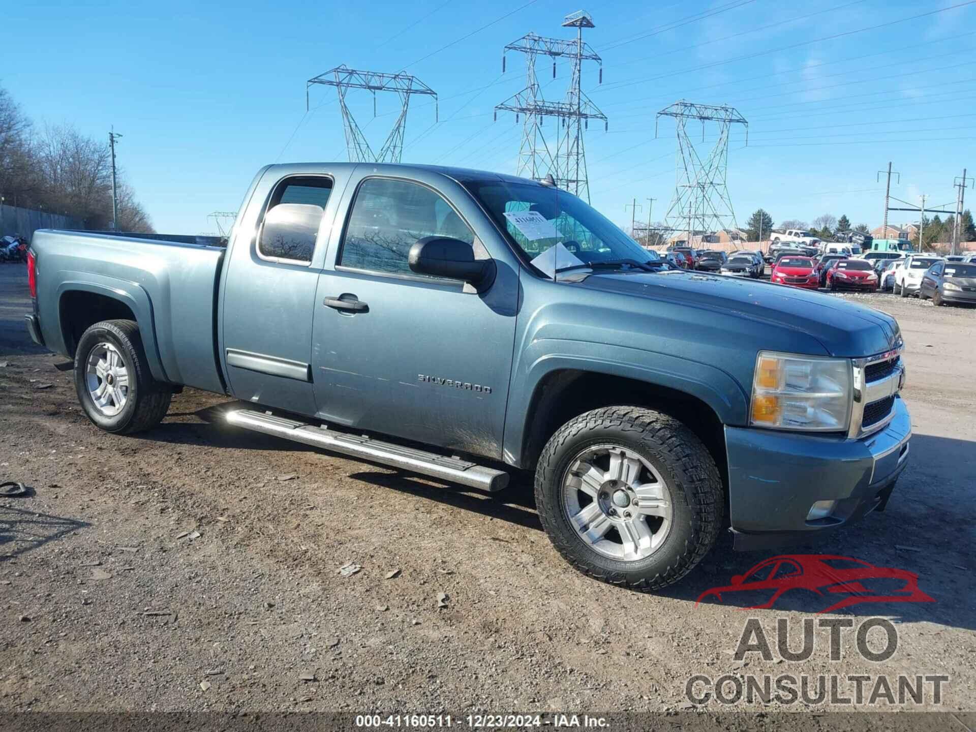 CHEVROLET SILVERADO 1500 2011 - 1GCRKSE37BZ106539