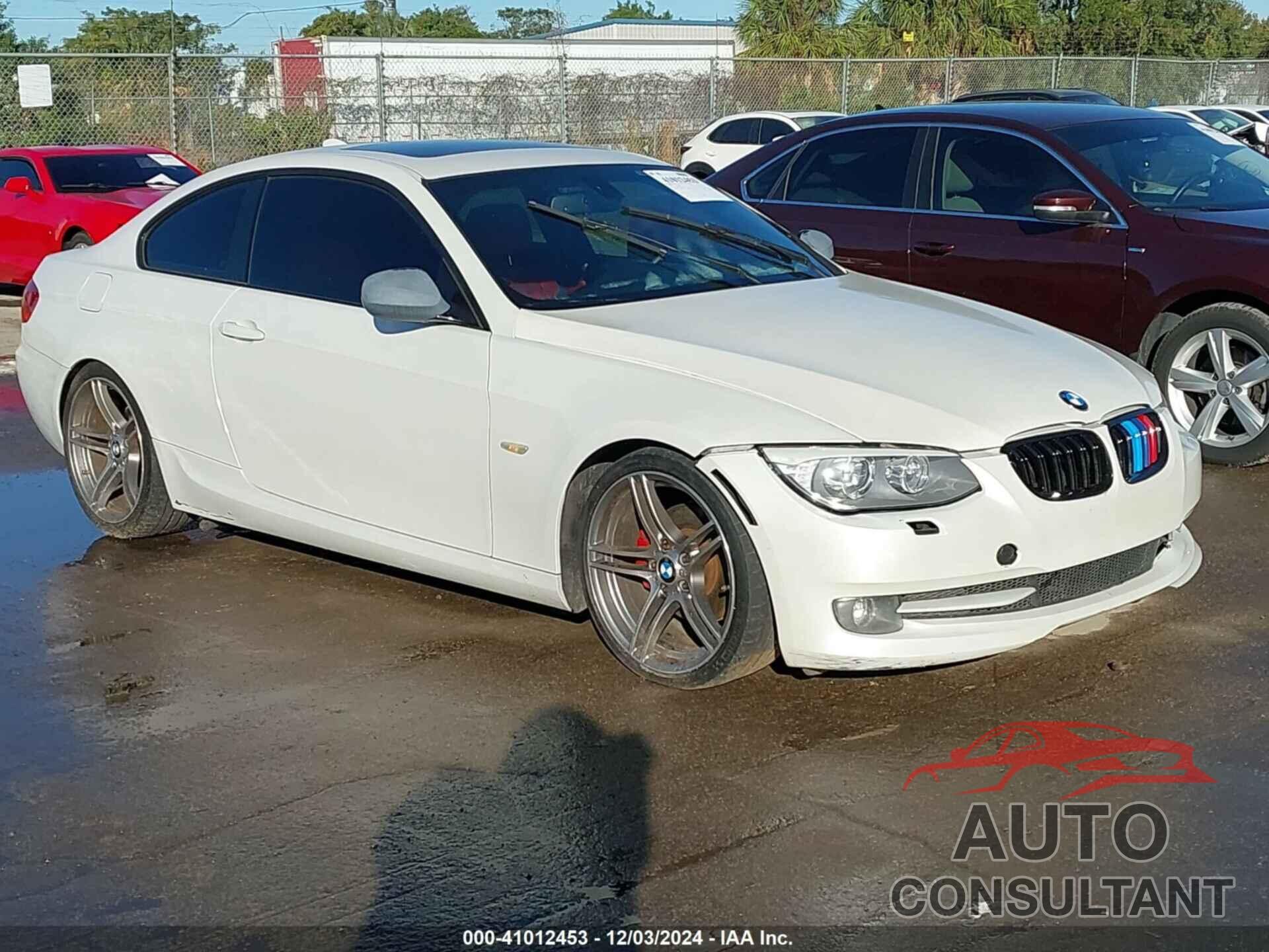 BMW 328I 2013 - WBAKE3C52DE771813