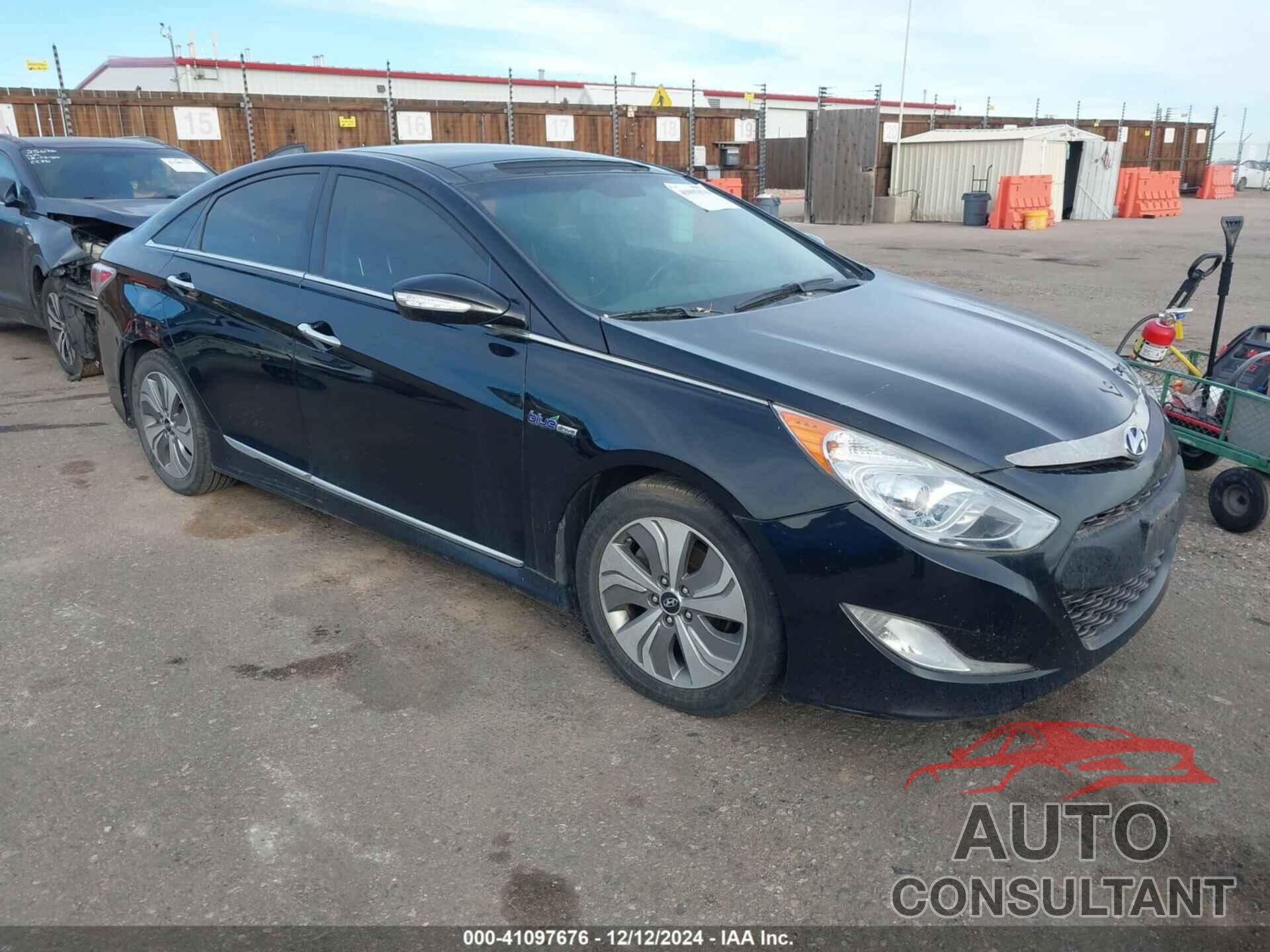 HYUNDAI SONATA HYBRID 2014 - KMHEC4A41EA112003