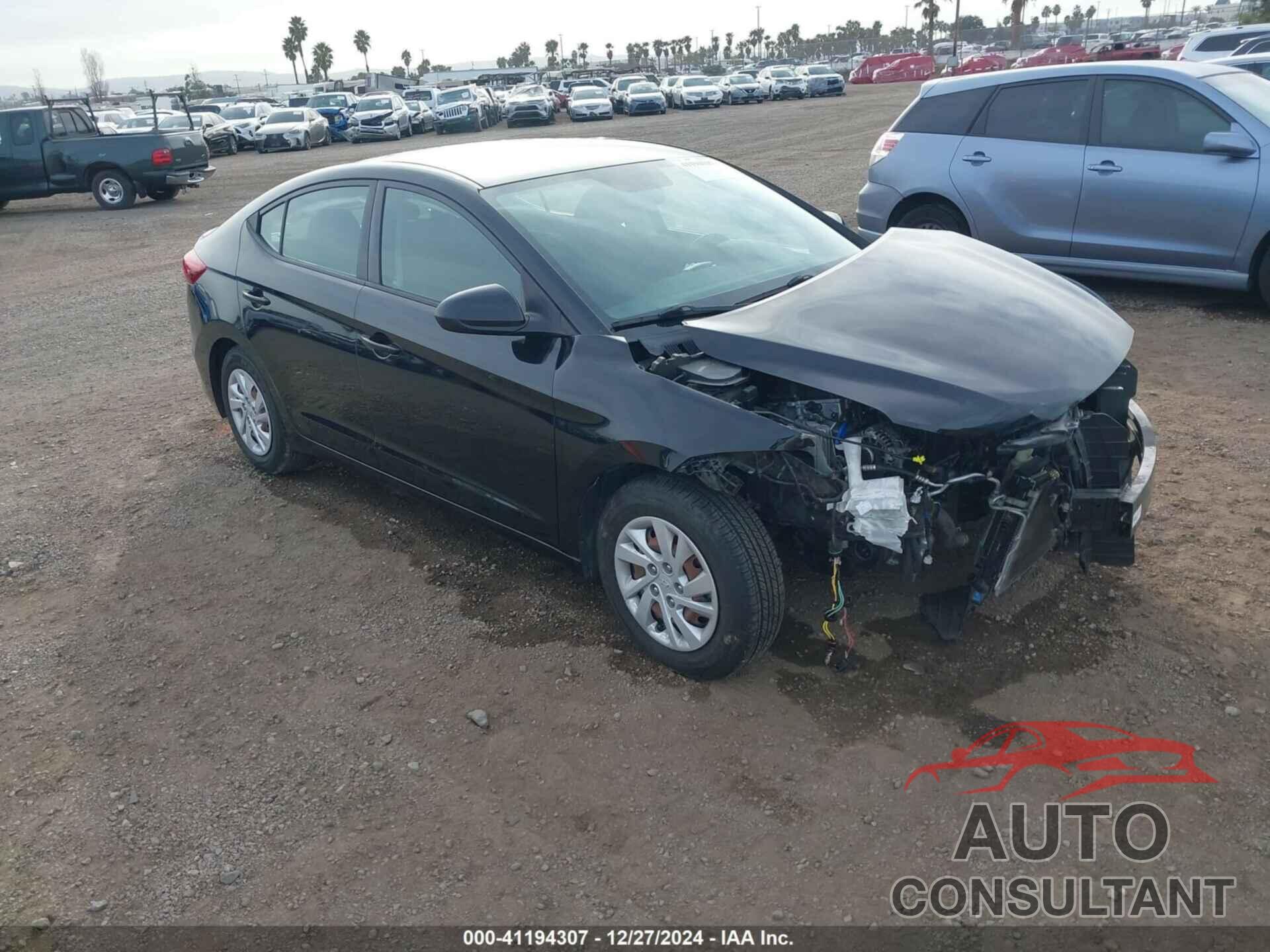 HYUNDAI ELANTRA 2018 - 5NPD74LF2JH348536