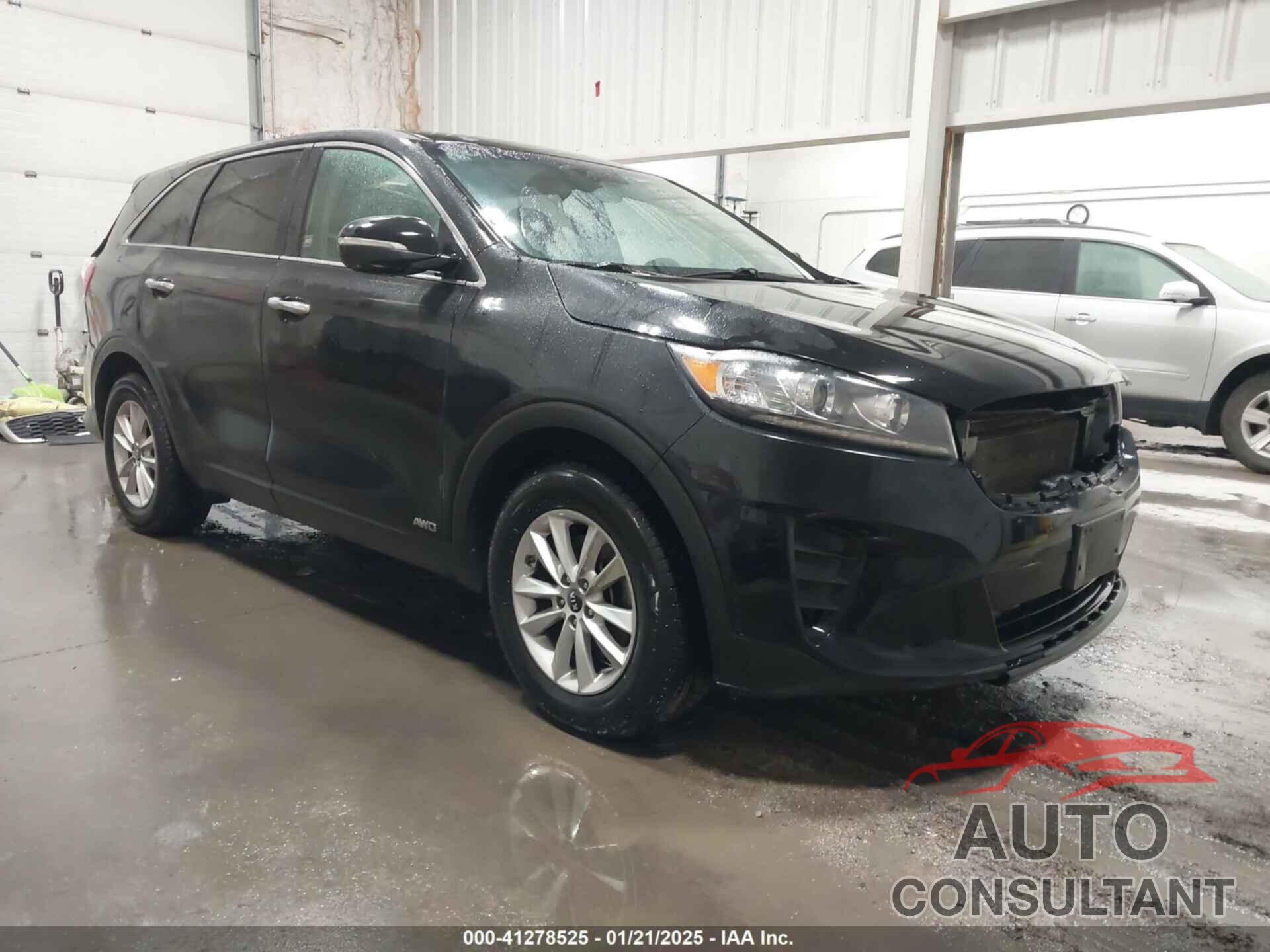 KIA SORENTO 2019 - 5XYPGDA53KG449911