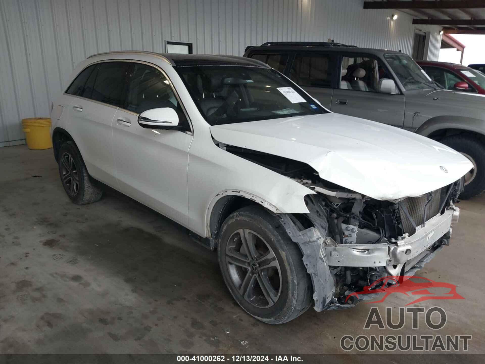 MERCEDES-BENZ GLC 300 2018 - WDC0G4JB4JV064947
