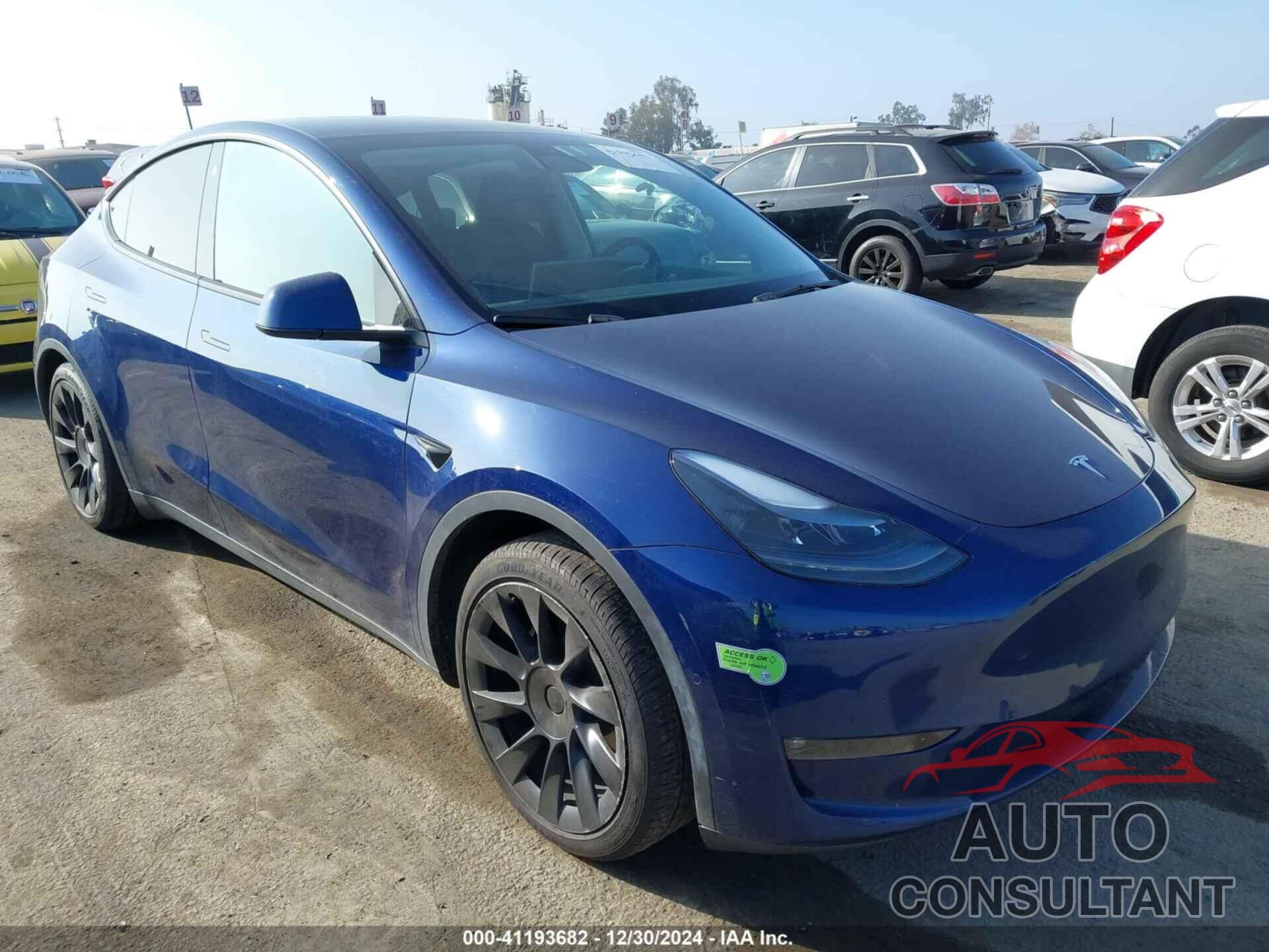 TESLA MODEL Y 2022 - 7SAYGAEE8NF547022