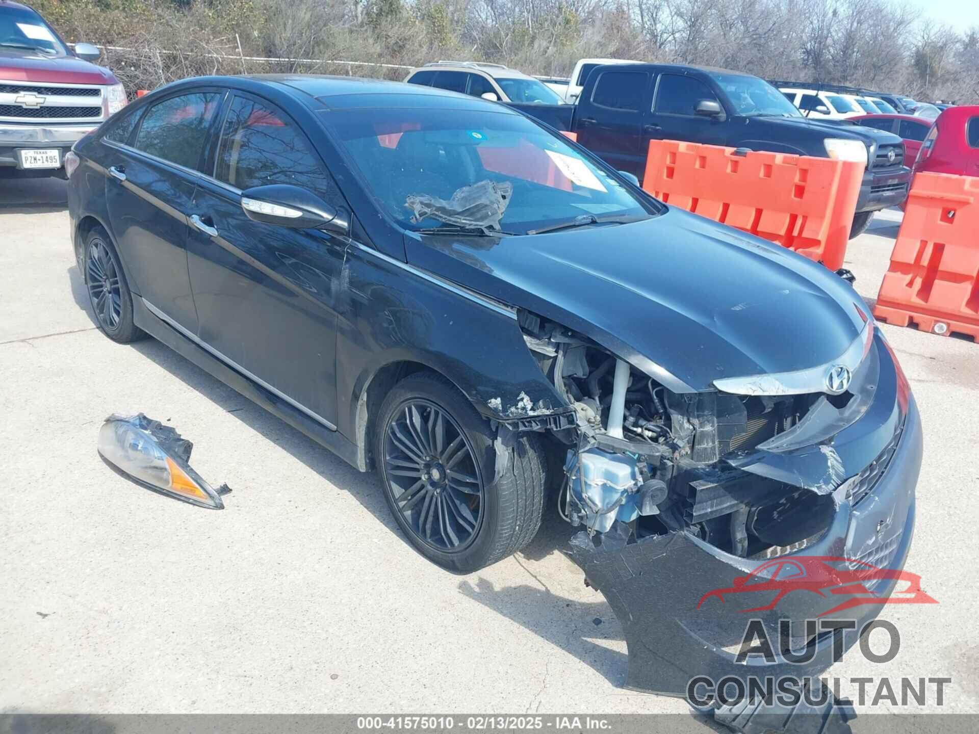 HYUNDAI SONATA HYBRID 2012 - KMHEC4A41CA040183