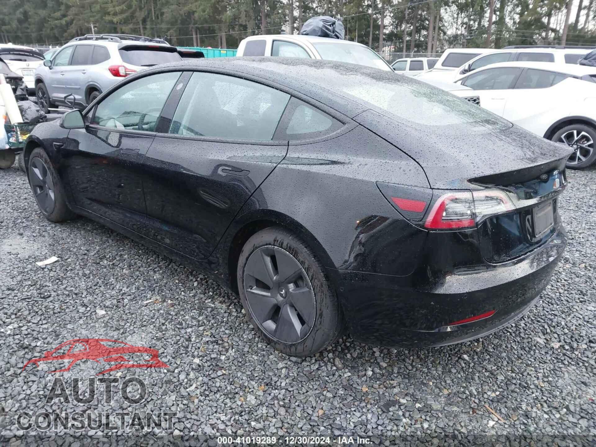 TESLA MODEL 3 2021 - 5YJ3E1EA8MF875503