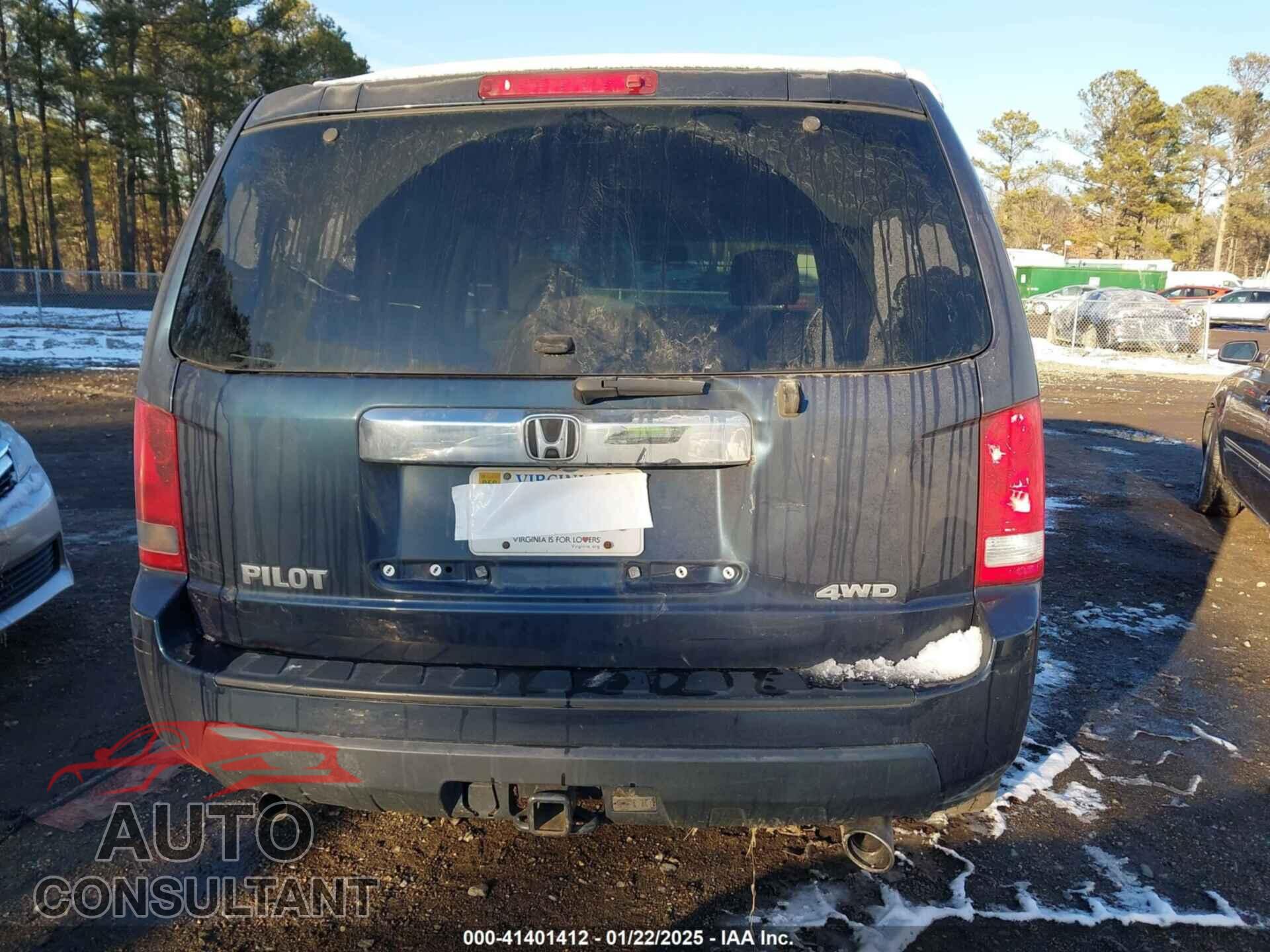 HONDA PILOT 2011 - 5FNYF4H64BB020144